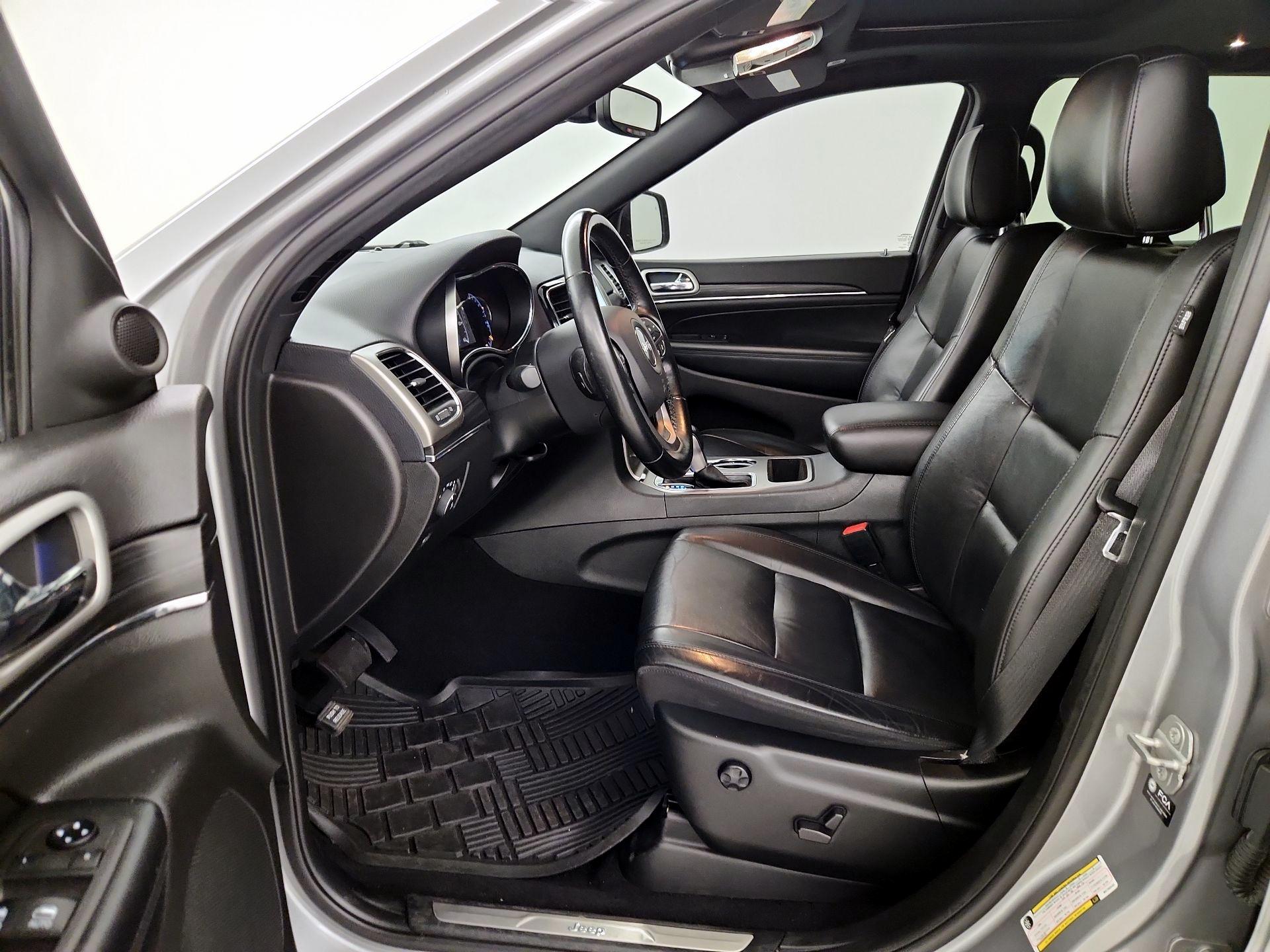 Thumbnail: 2021 Jeep Grand Cherokee - 11