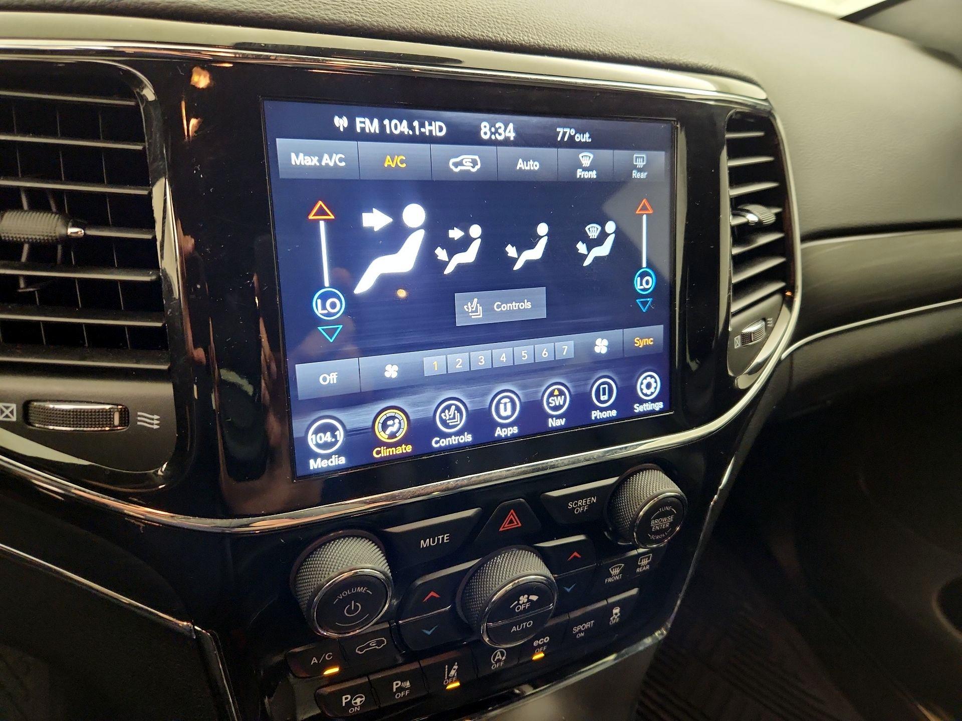 Thumbnail: 2021 Jeep Grand Cherokee - 17