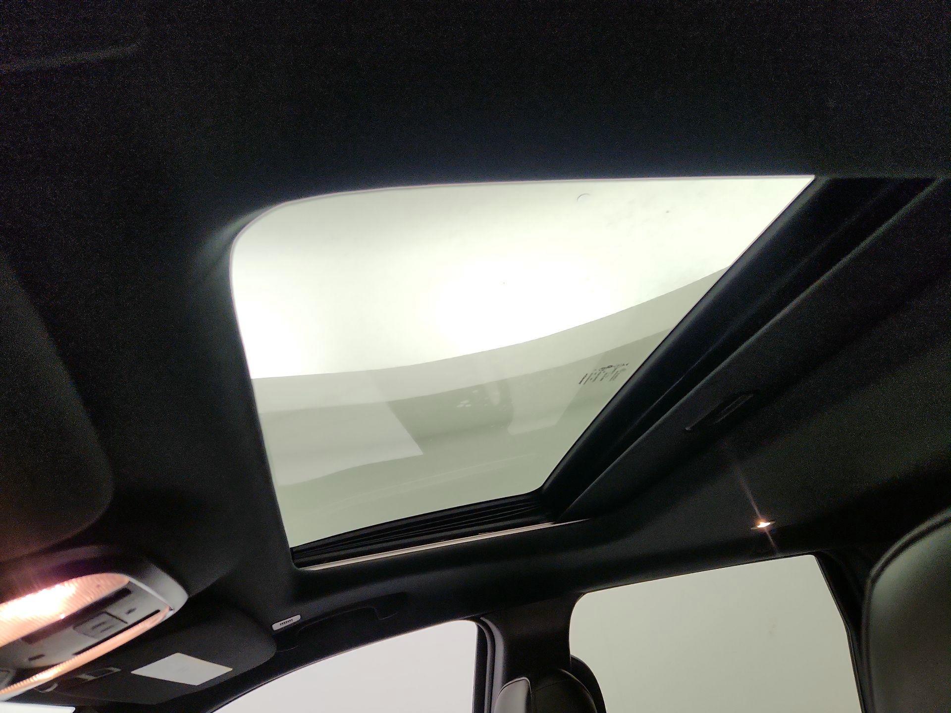 Thumbnail: 2021 Jeep Grand Cherokee - 20