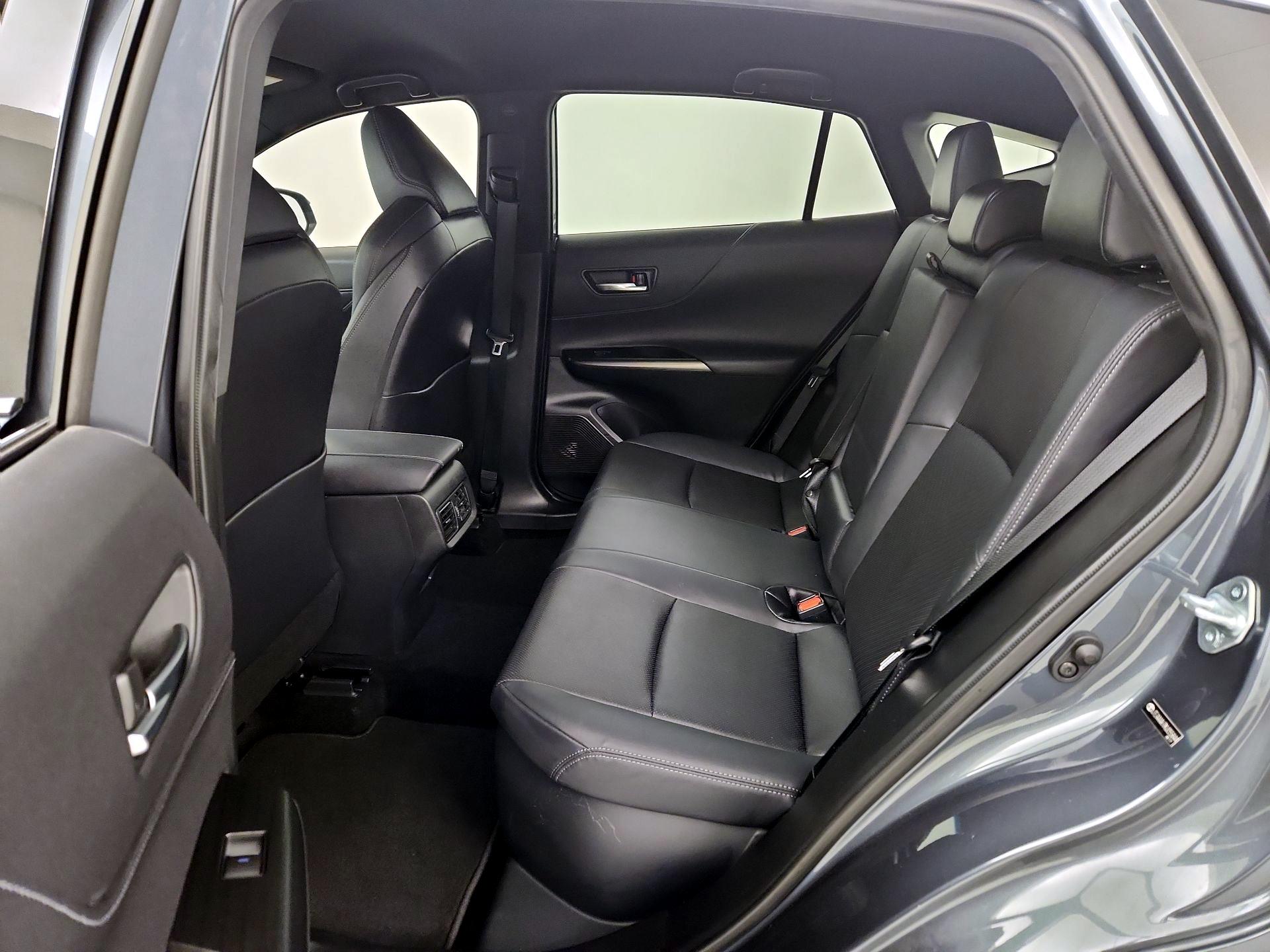 Thumbnail: 2021 Toyota Venza - 20