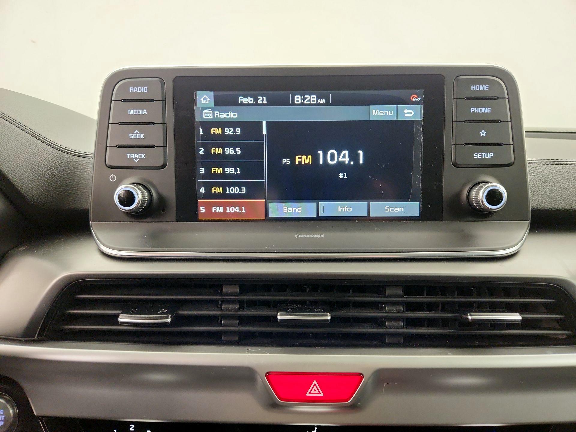 Thumbnail: 2021 Kia Telluride - 15