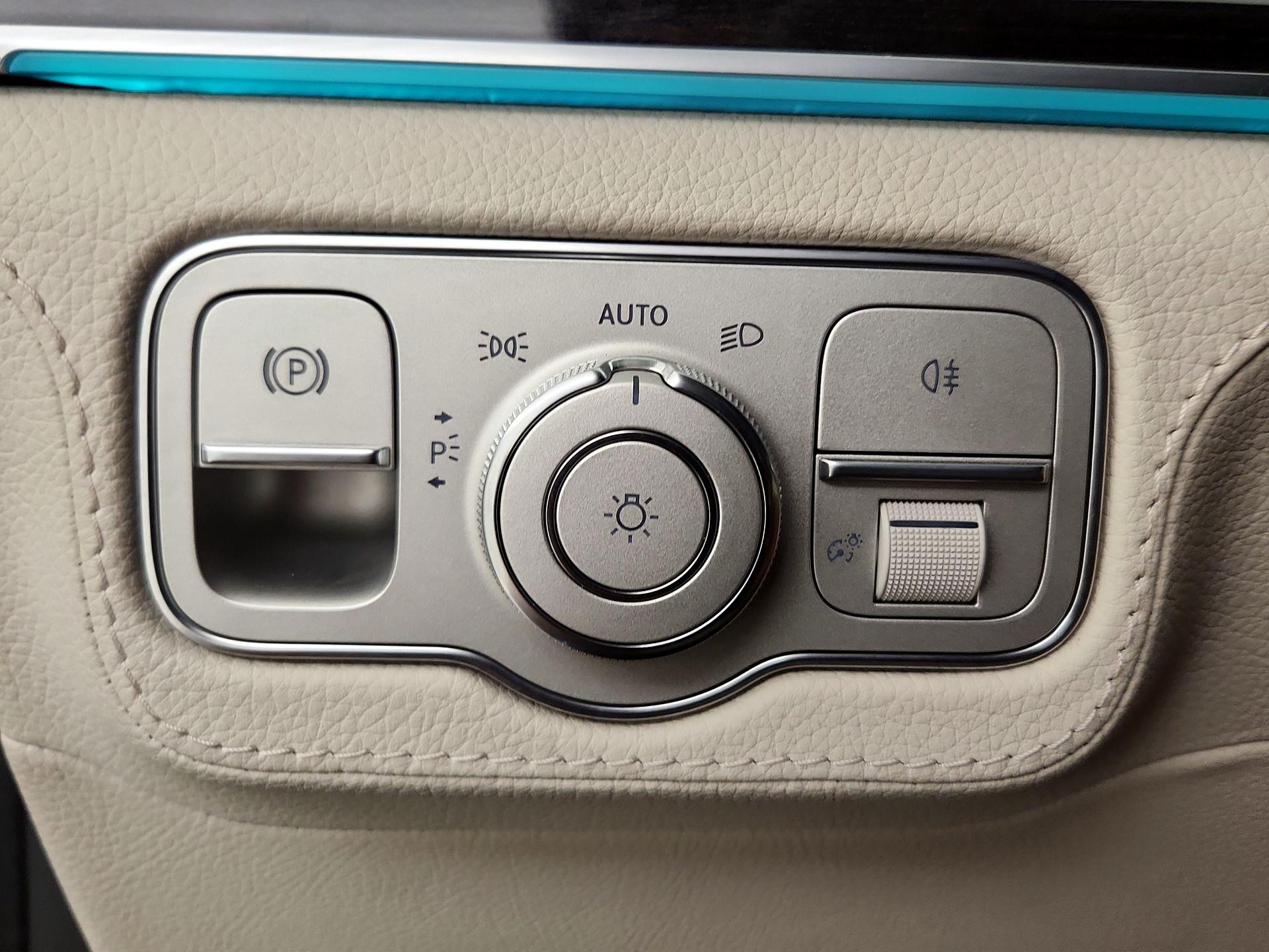 Thumbnail: 2020 Mercedes-Benz GLE - 13