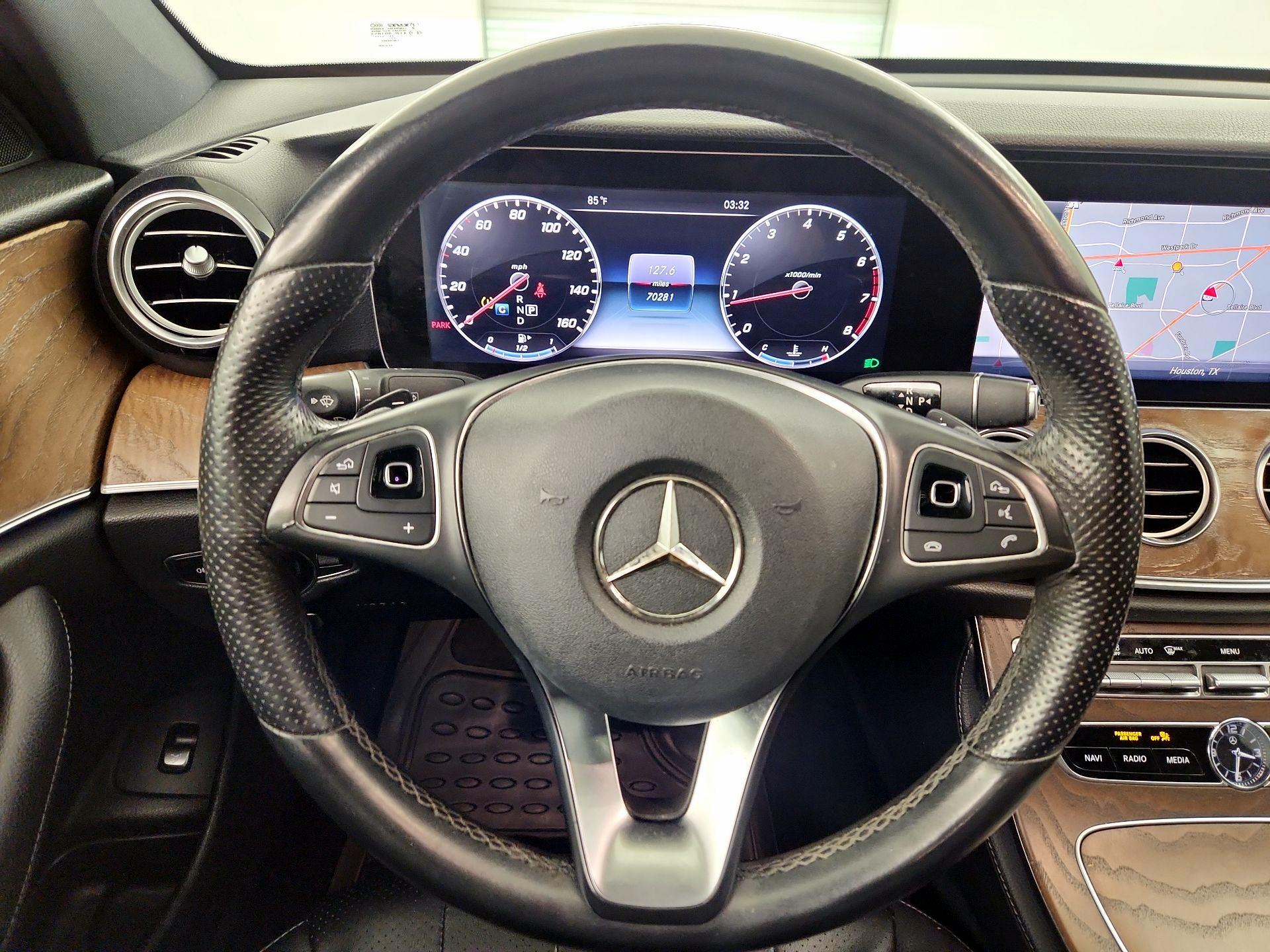 Thumbnail: 2018 Mercedes-Benz E-Class - 10