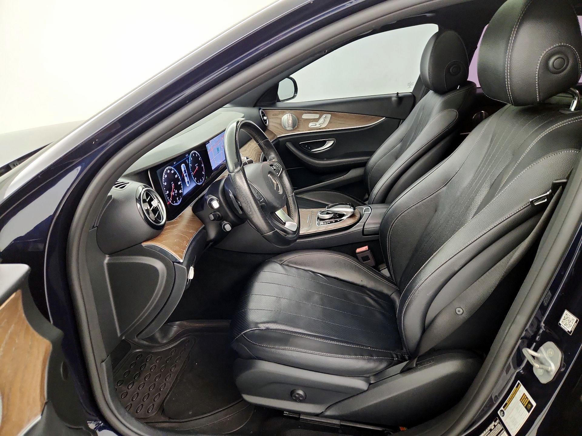 Thumbnail: 2018 Mercedes-Benz E-Class - 11