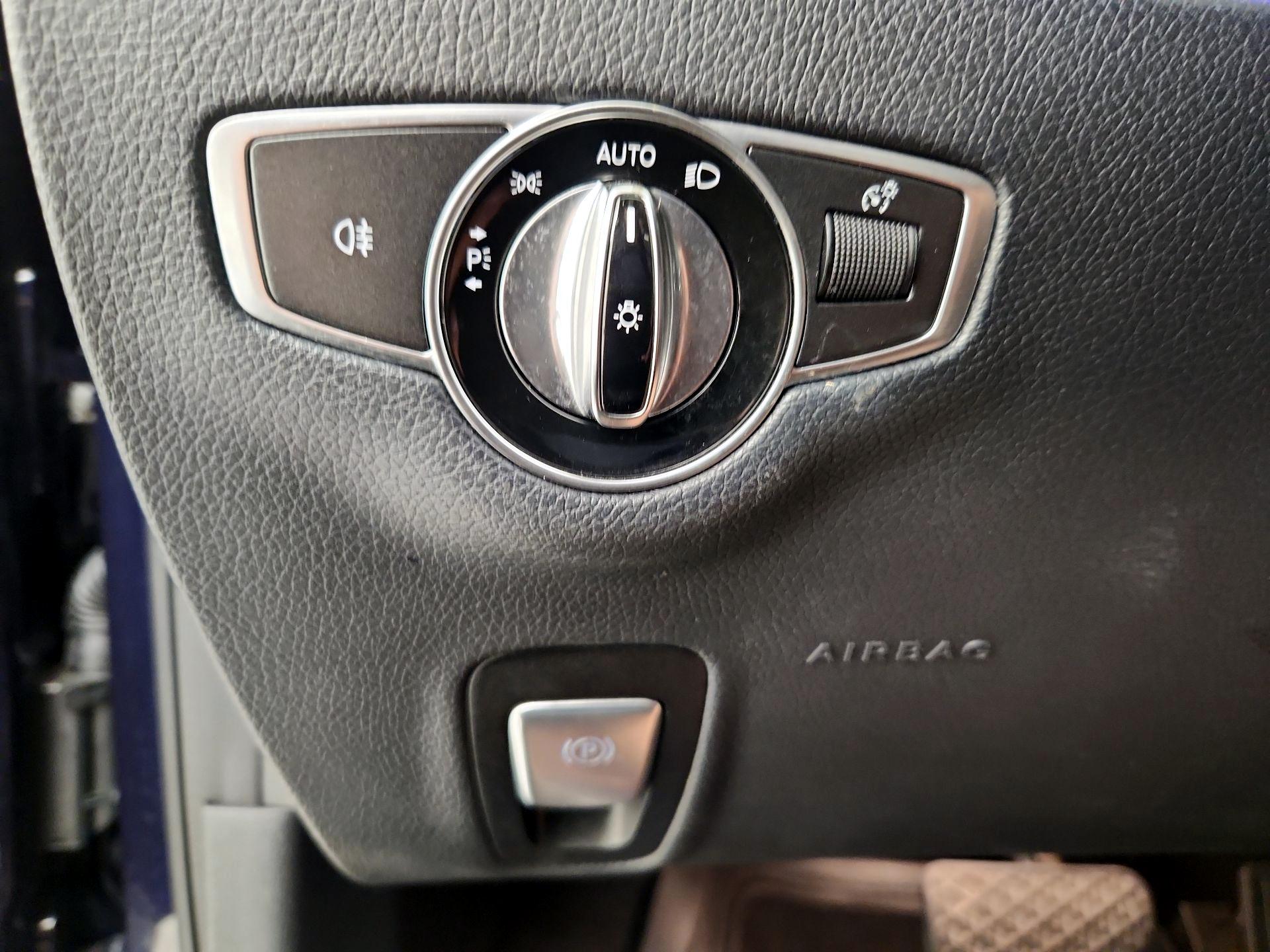 Thumbnail: 2018 Mercedes-Benz E-Class - 13