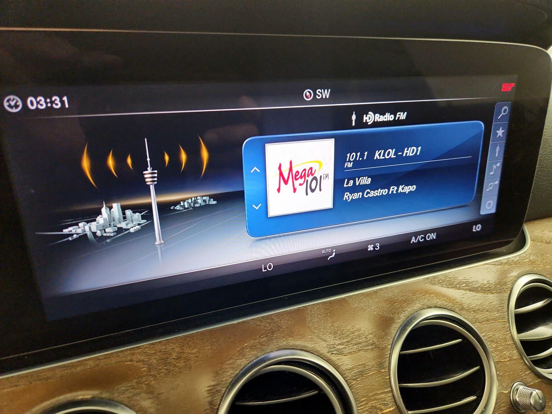 Thumbnail: 2018 Mercedes-Benz E-Class - 16