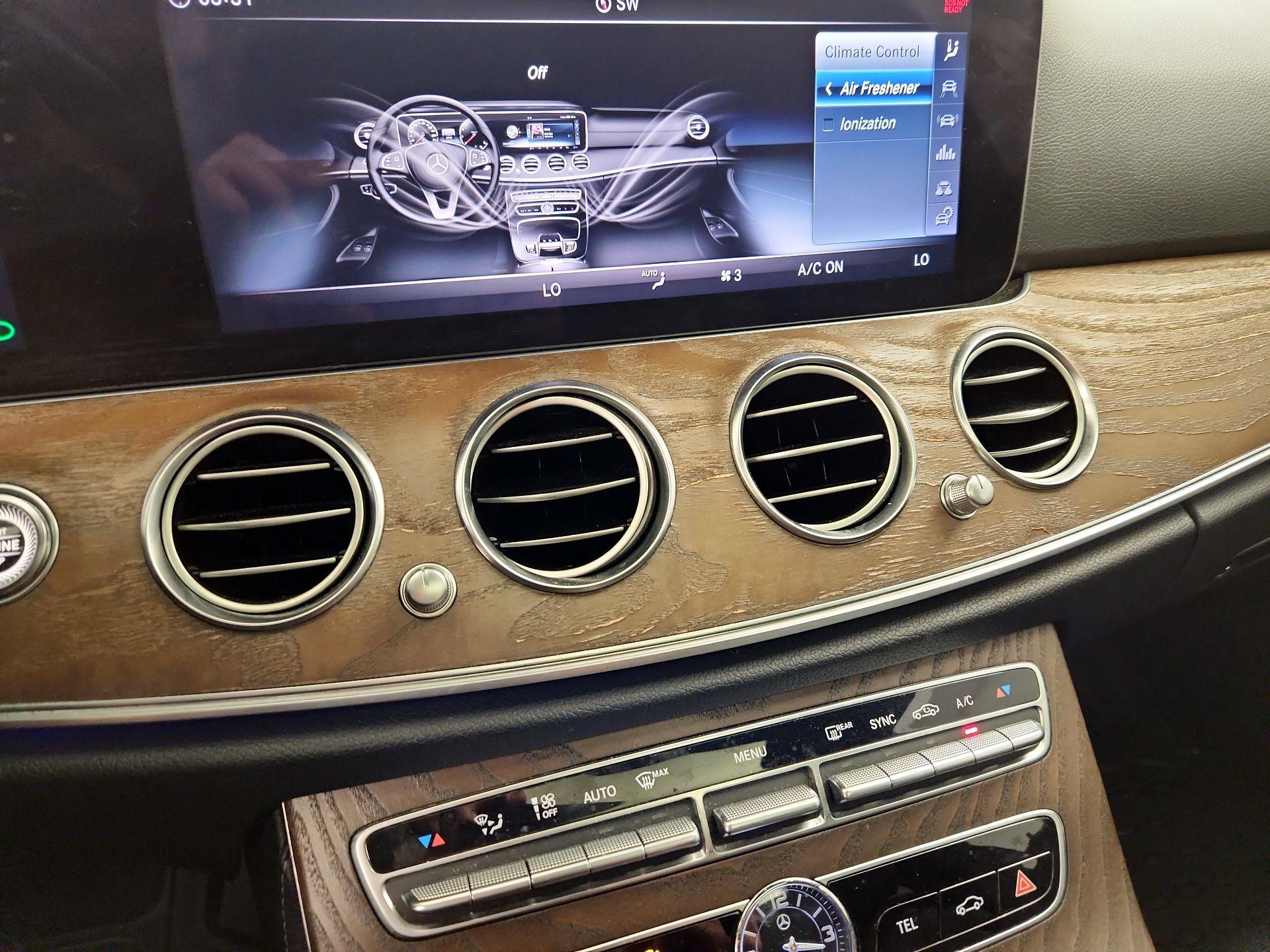 Thumbnail: 2018 Mercedes-Benz E-Class - 17