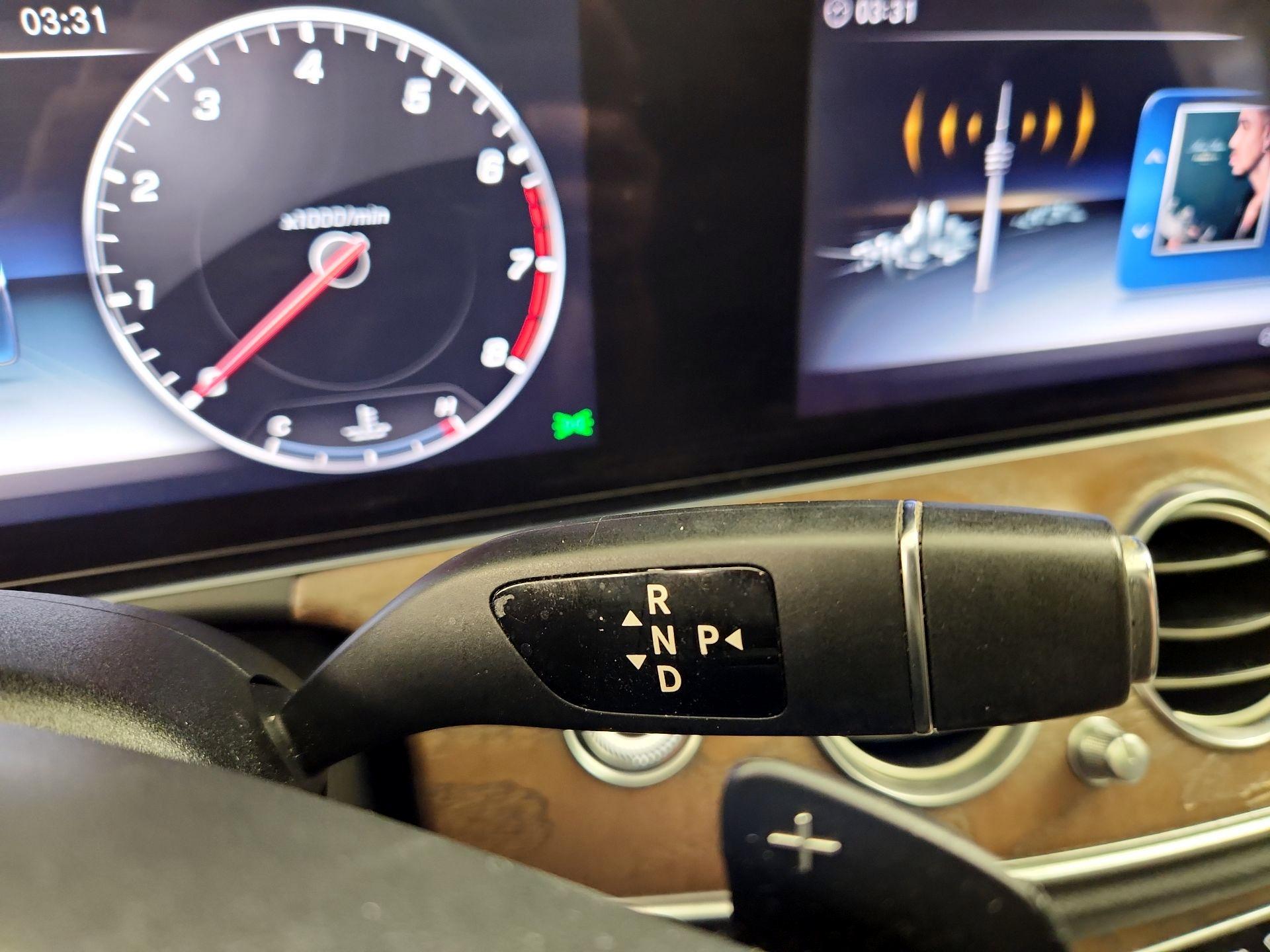 Thumbnail: 2018 Mercedes-Benz E-Class - 18