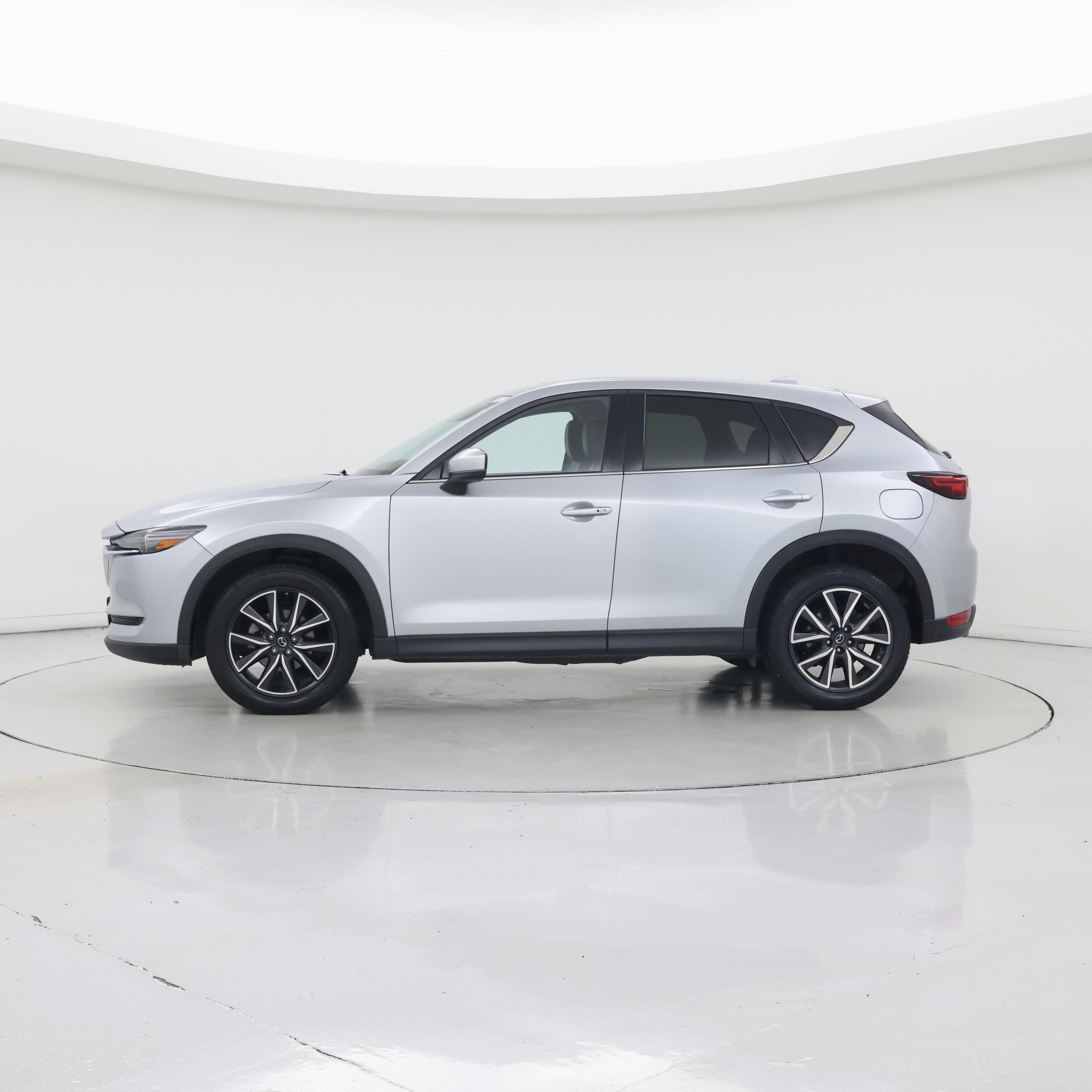Thumbnail: 2018 Mazda CX-5 - 3
