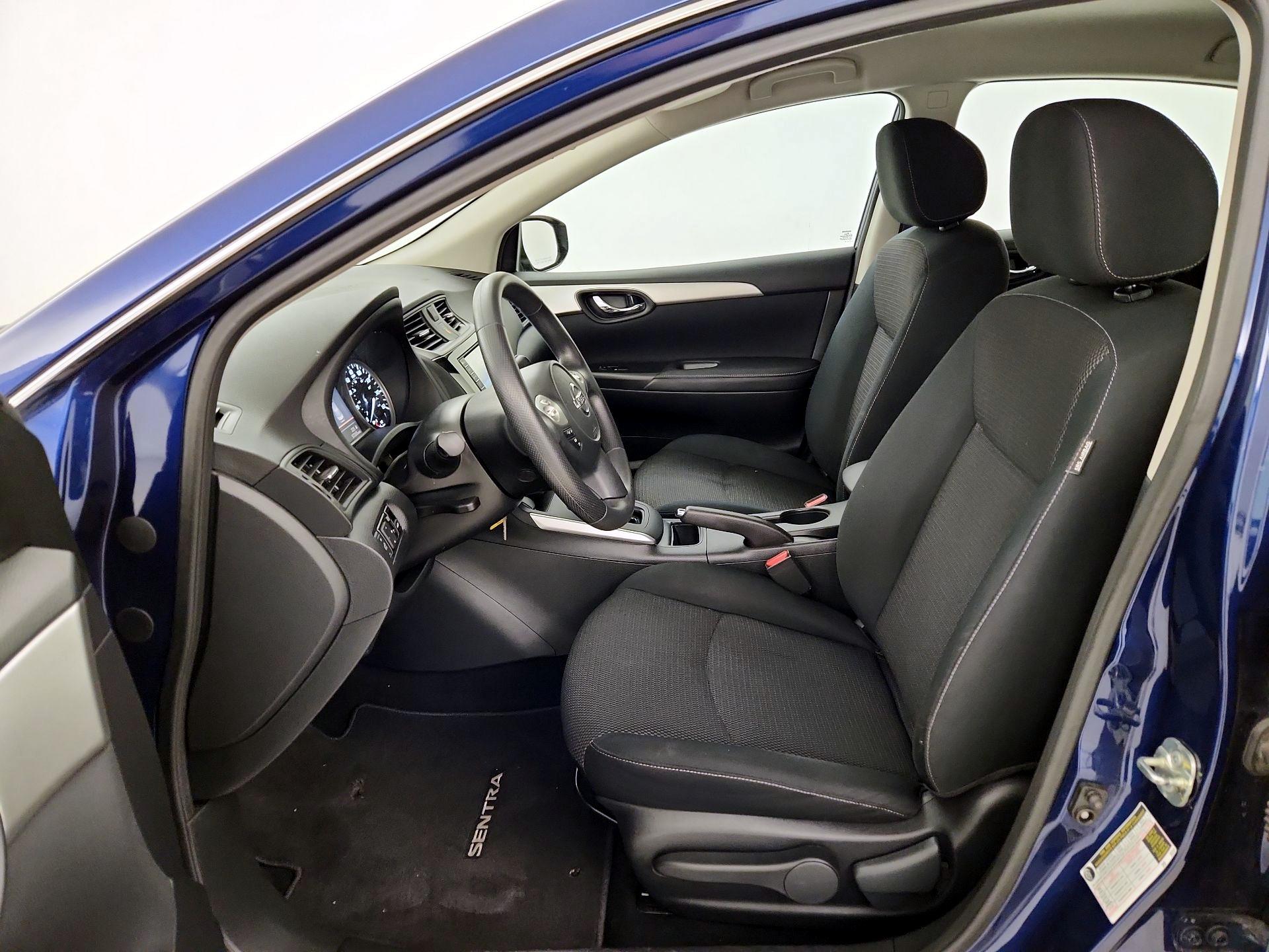 Thumbnail: 2019 Nissan Sentra - 11