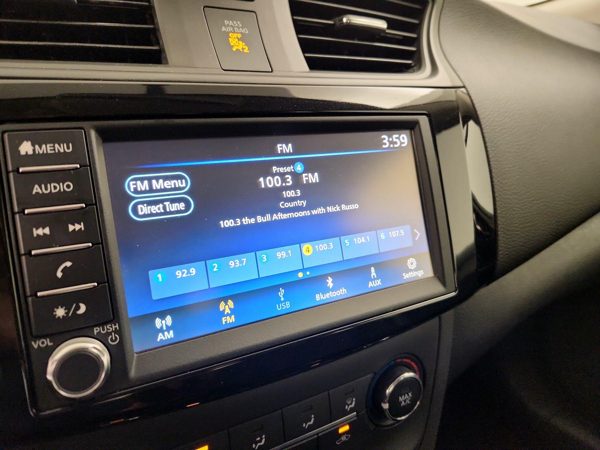 Thumbnail: 2019 Nissan Sentra - 15