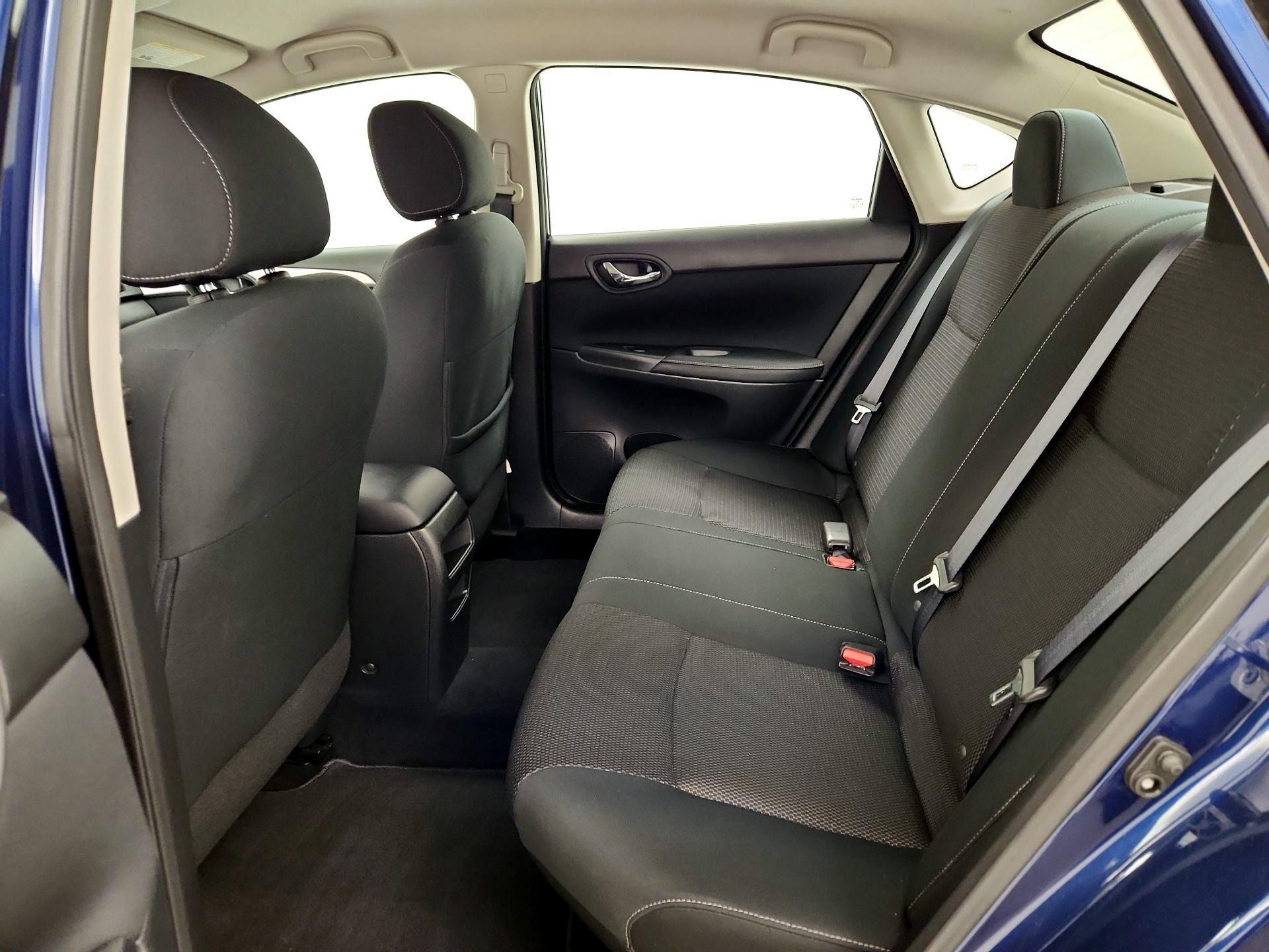 Thumbnail: 2019 Nissan Sentra - 19