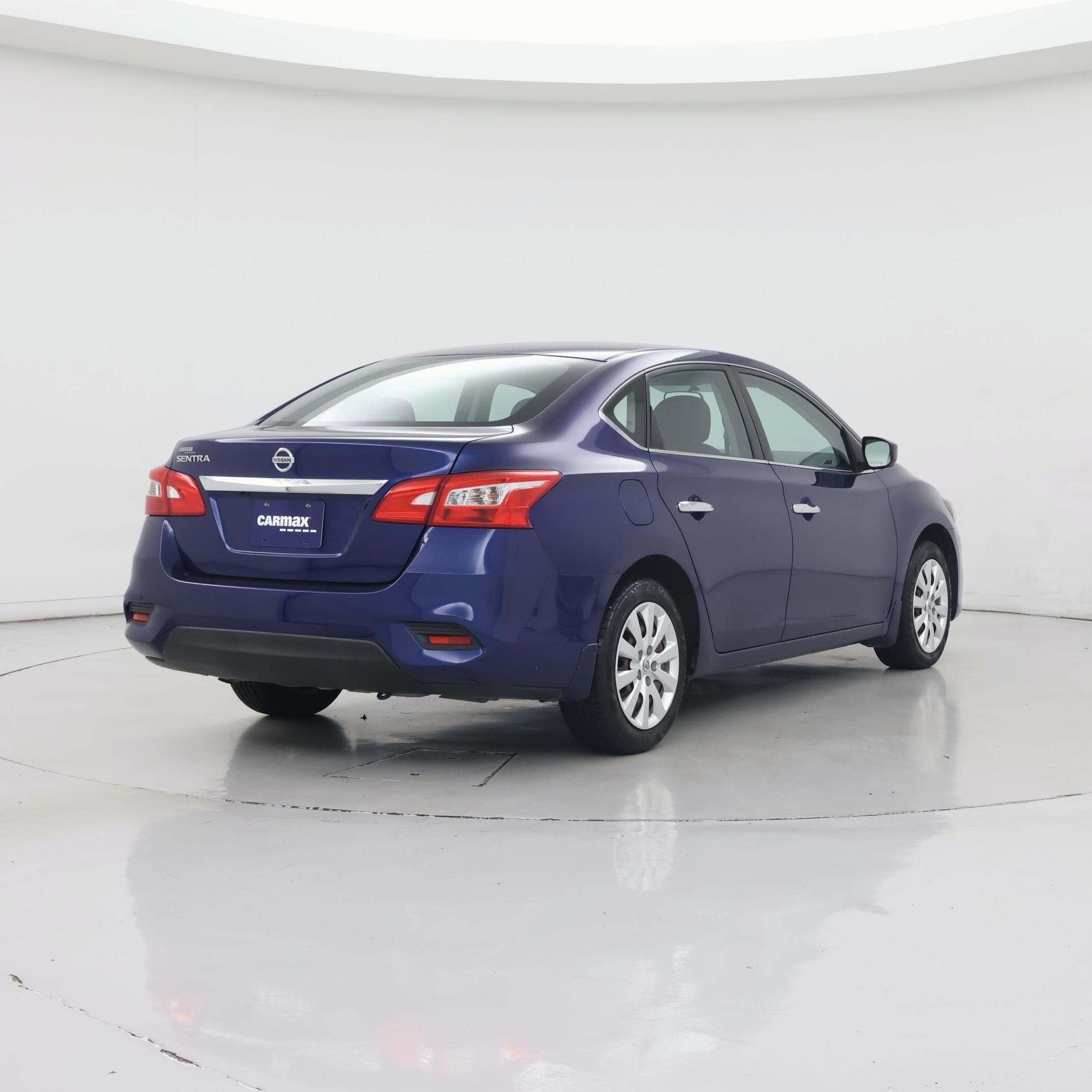 Thumbnail: 2019 Nissan Sentra - 8