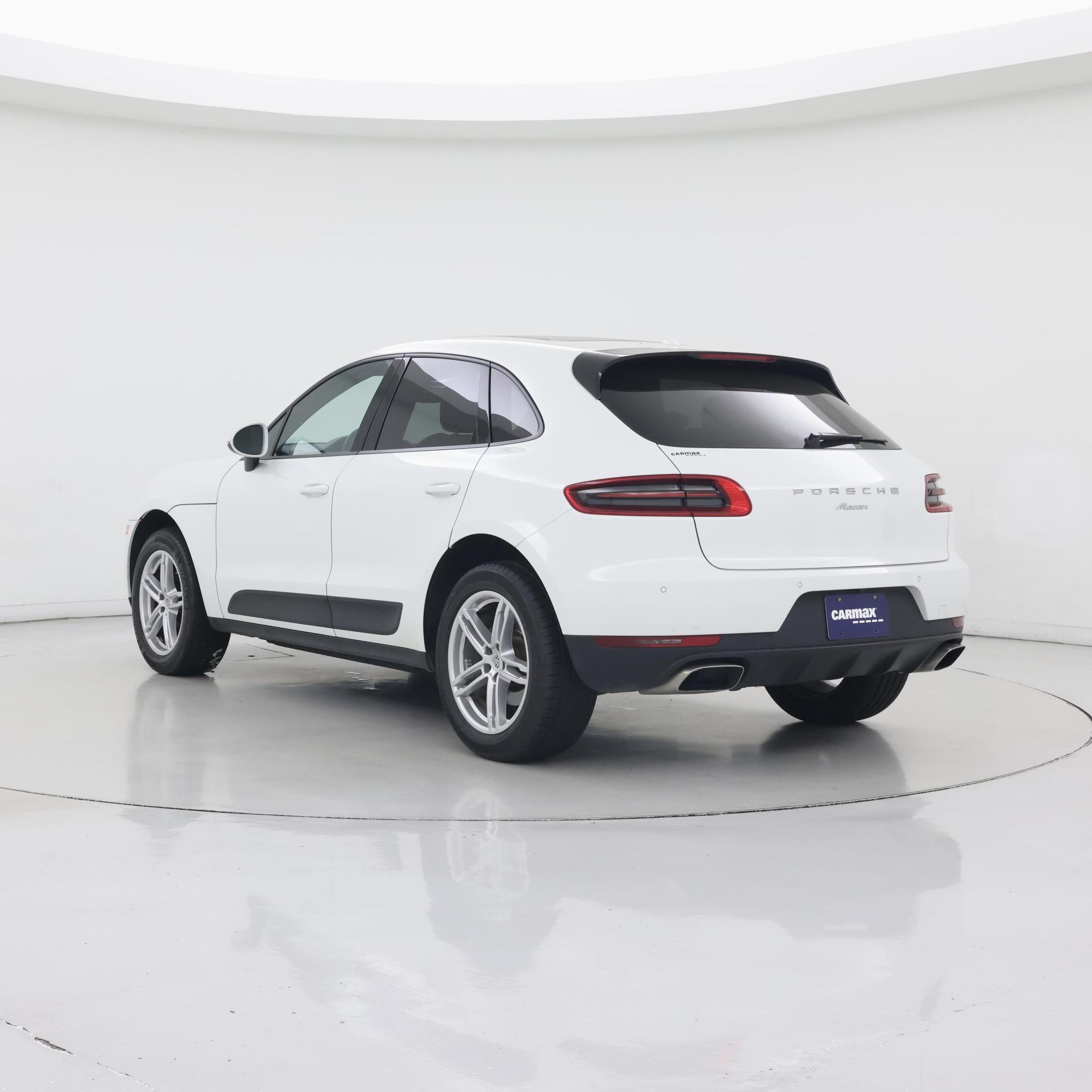 Thumbnail: 2018 Porsche Macan - 2
