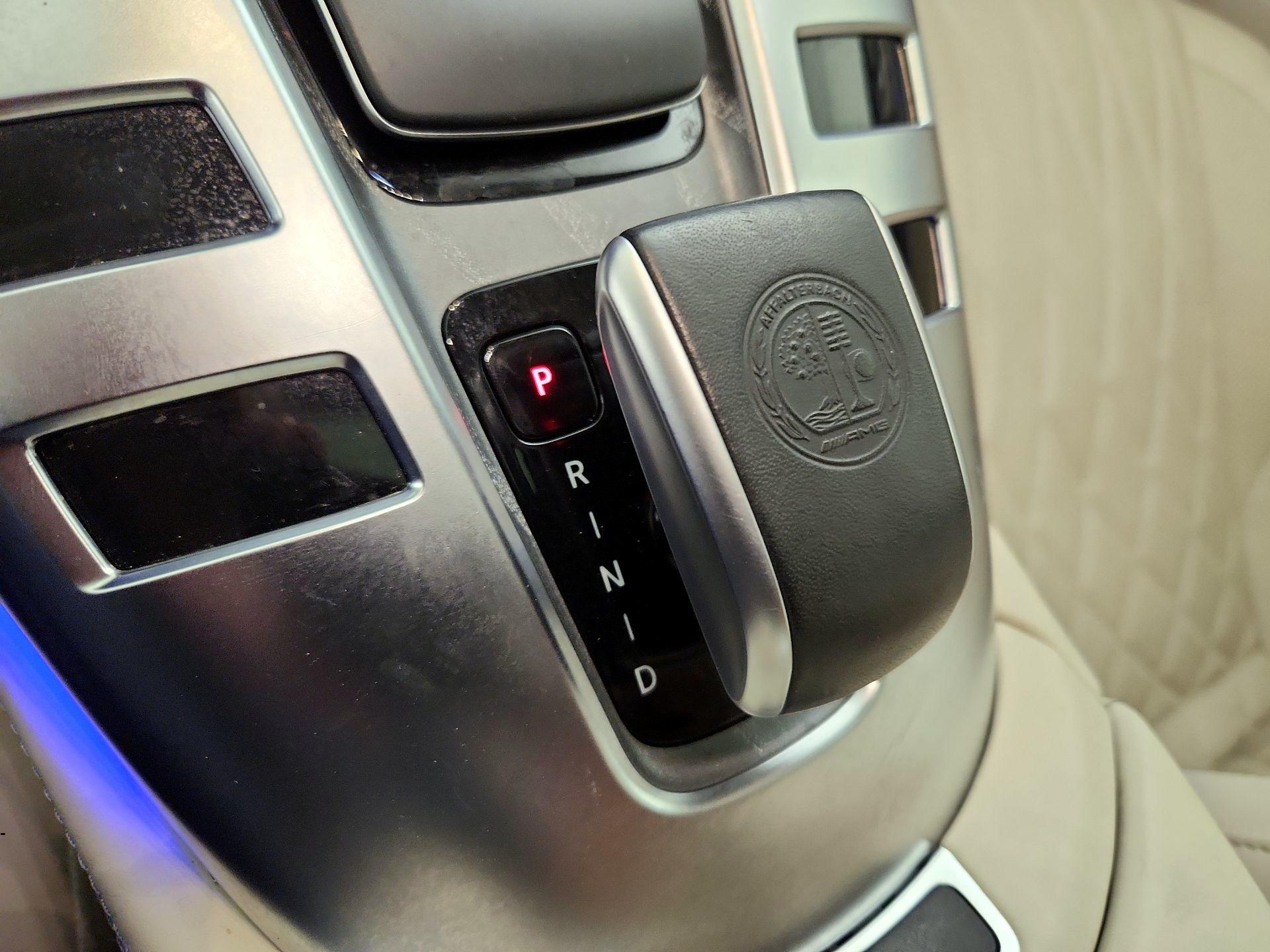 Thumbnail: 2020 Mercedes-Benz AMG GT - 18