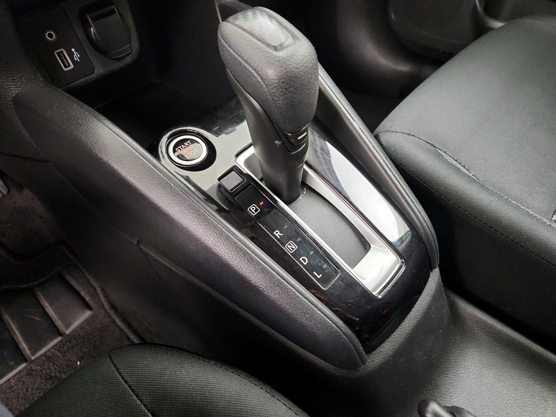 Thumbnail: 2020 Nissan Versa - 17