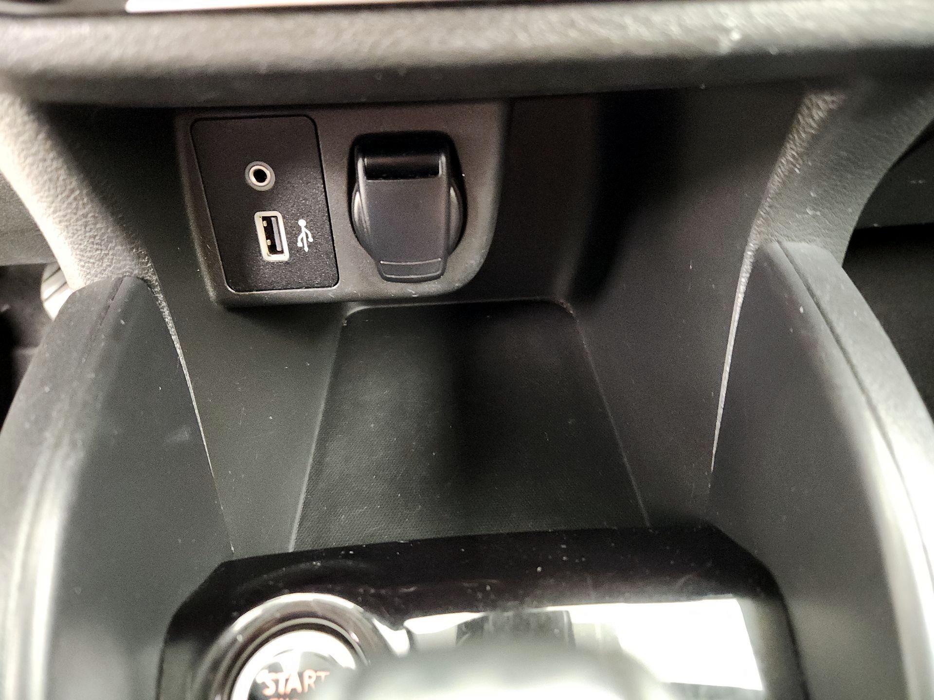 Thumbnail: 2020 Nissan Versa - 18