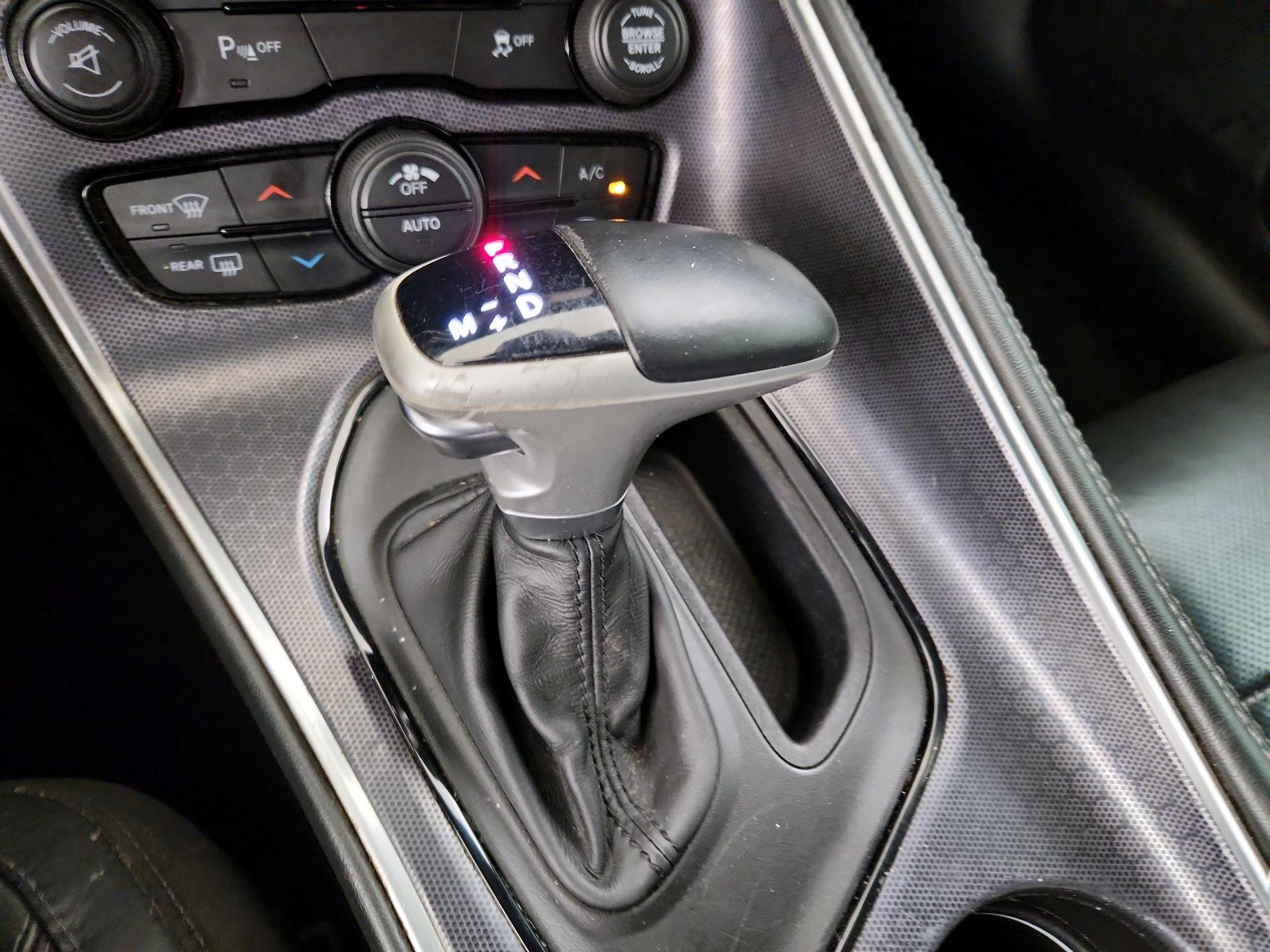 Thumbnail: 2016 Dodge Challenger - 18