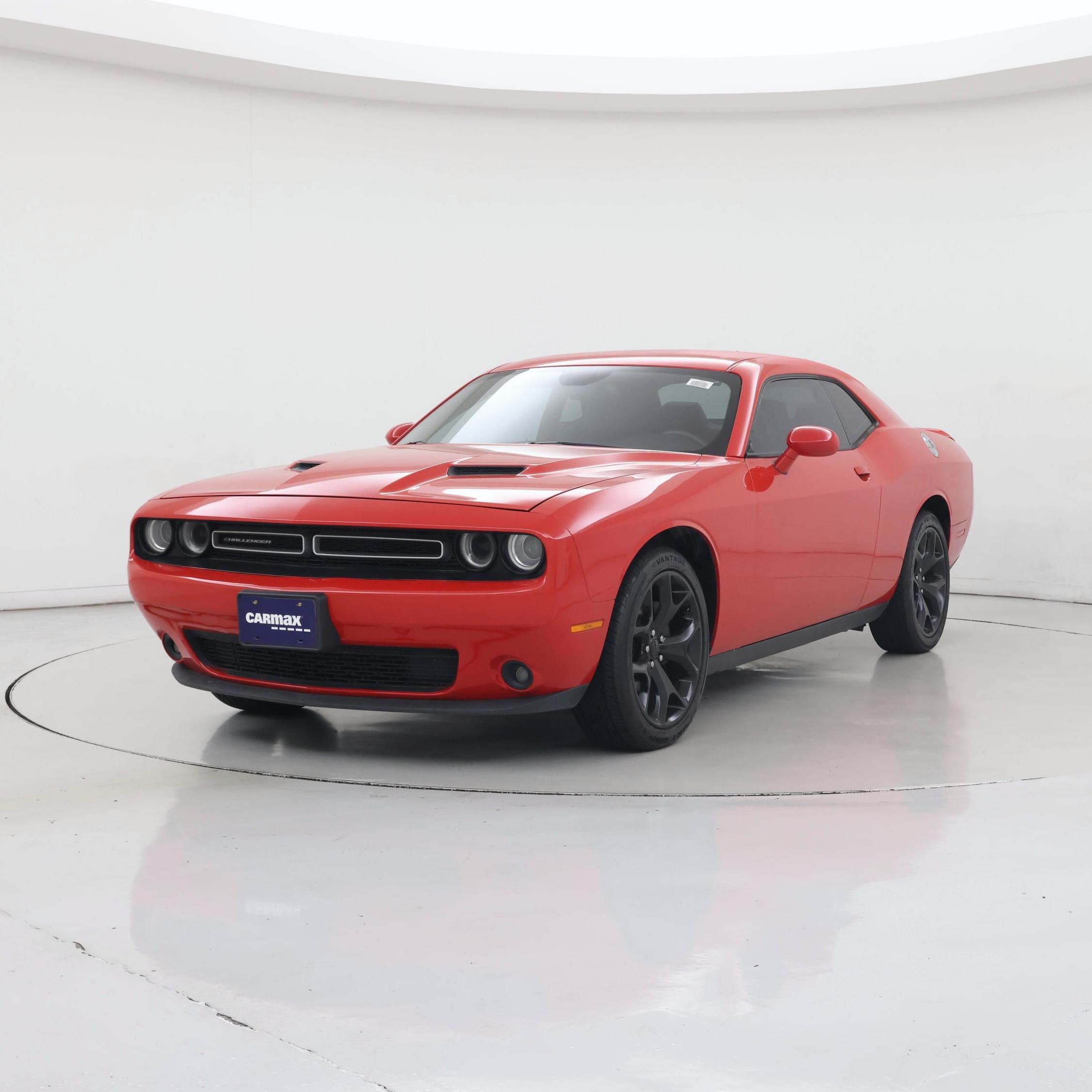 Thumbnail: 2016 Dodge Challenger - 4