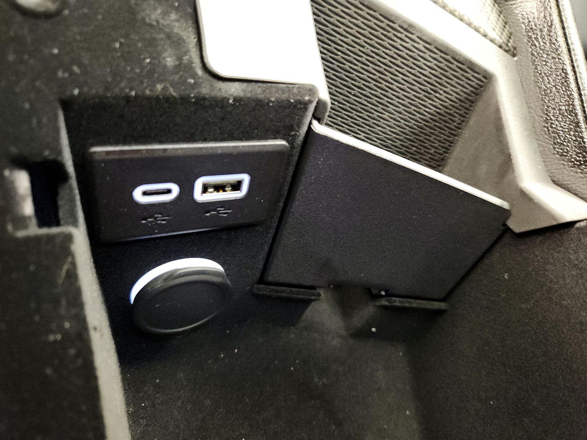 Thumbnail: 2025 Cadillac CT5 - 19