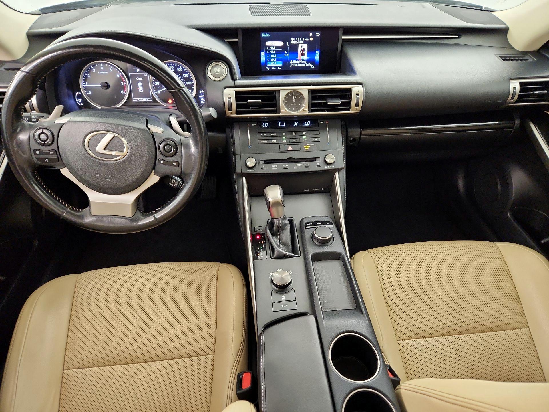 Thumbnail: 2016 Lexus IS - 9