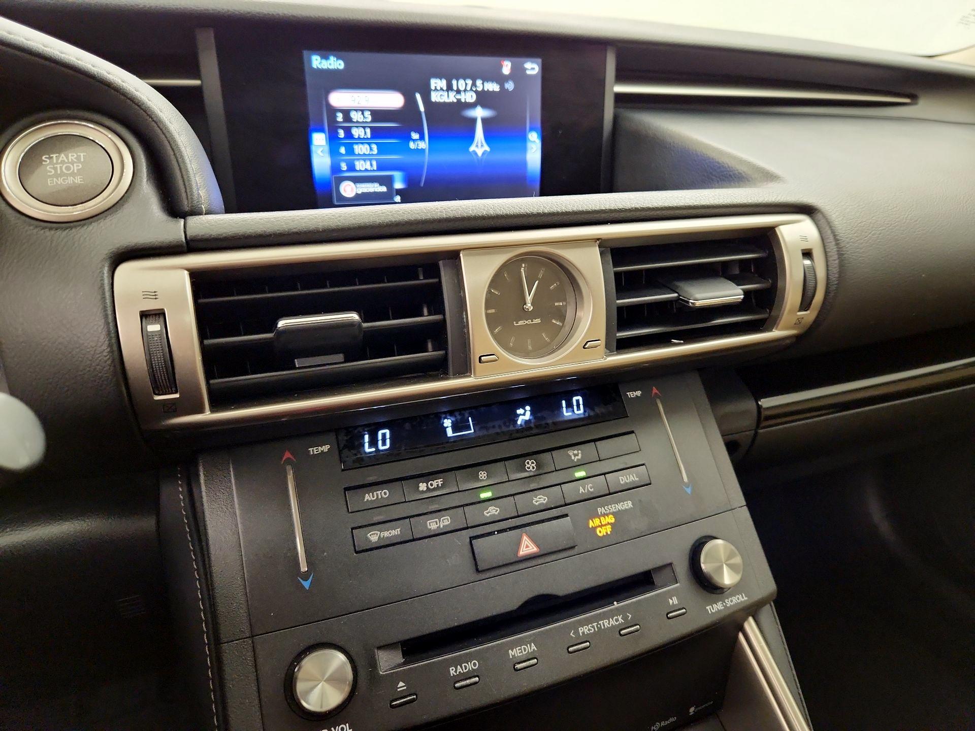 Thumbnail: 2016 Lexus IS - 15