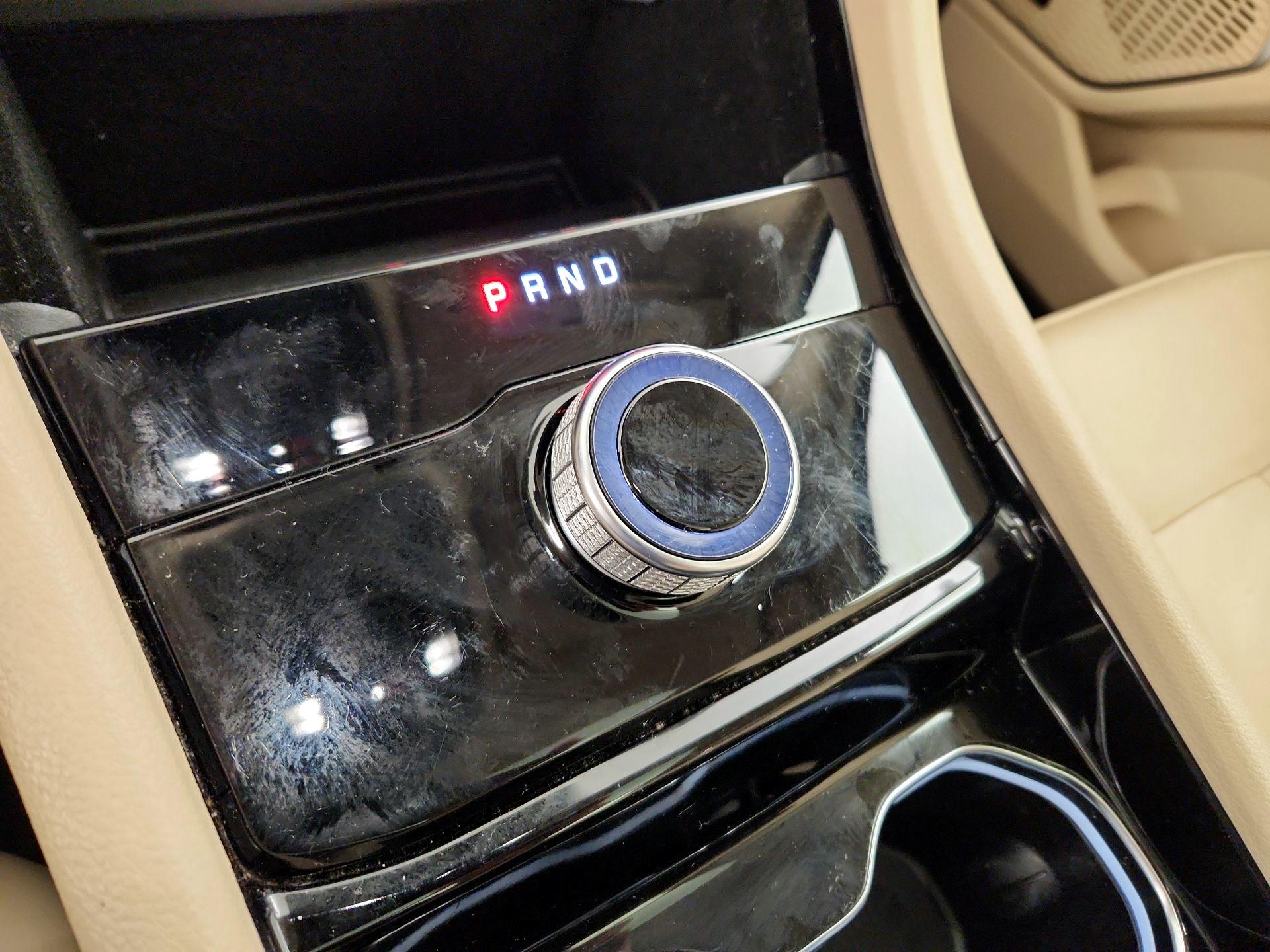 Thumbnail: 2022 Jeep Grand Cherokee - 18