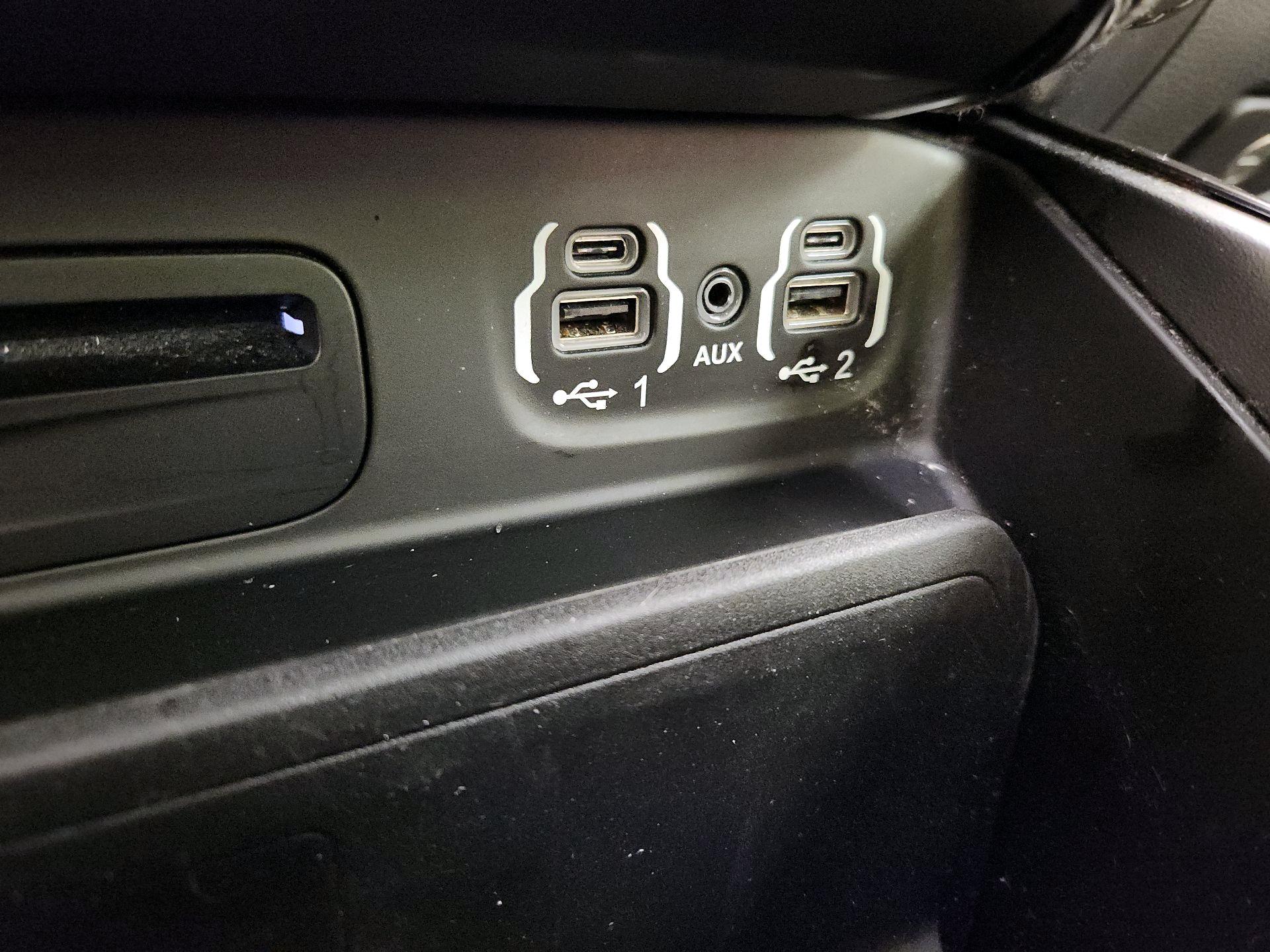 Thumbnail: 2019 RAM 1500 - 19