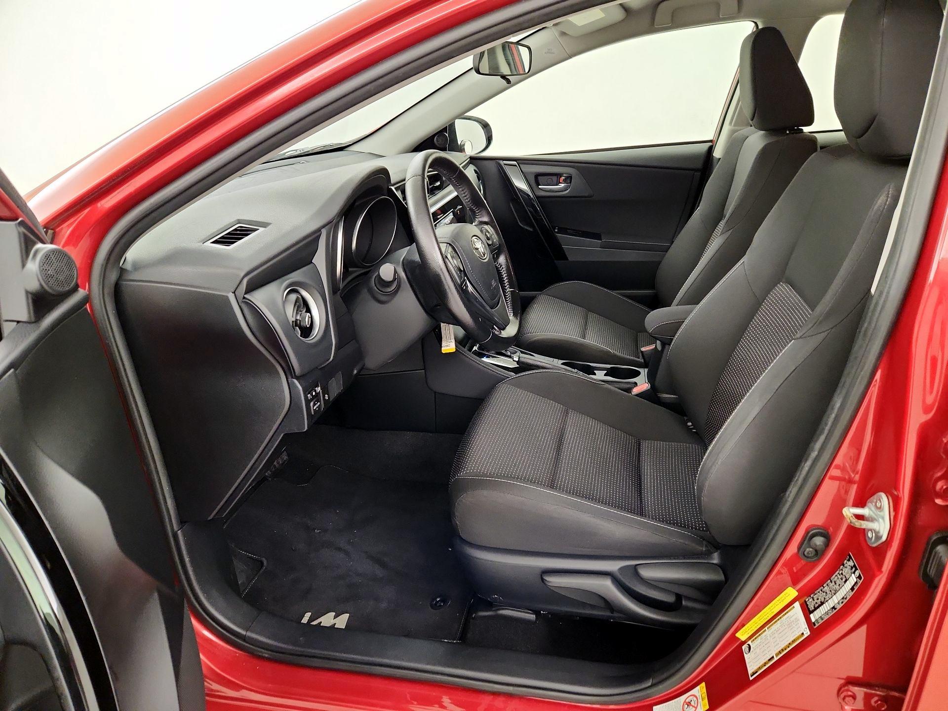 Thumbnail: 2018 Toyota Corolla iM - 11