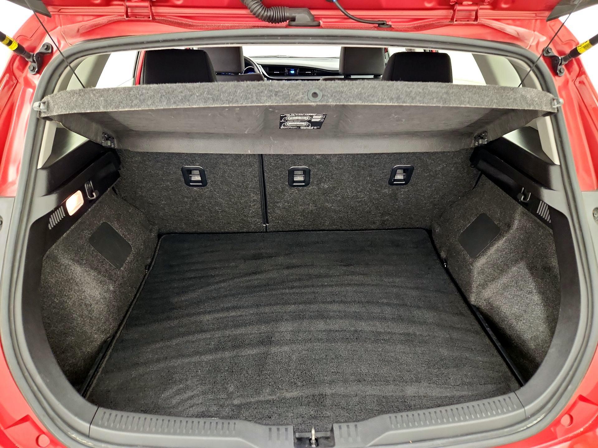 Thumbnail: 2018 Toyota Corolla iM - 20