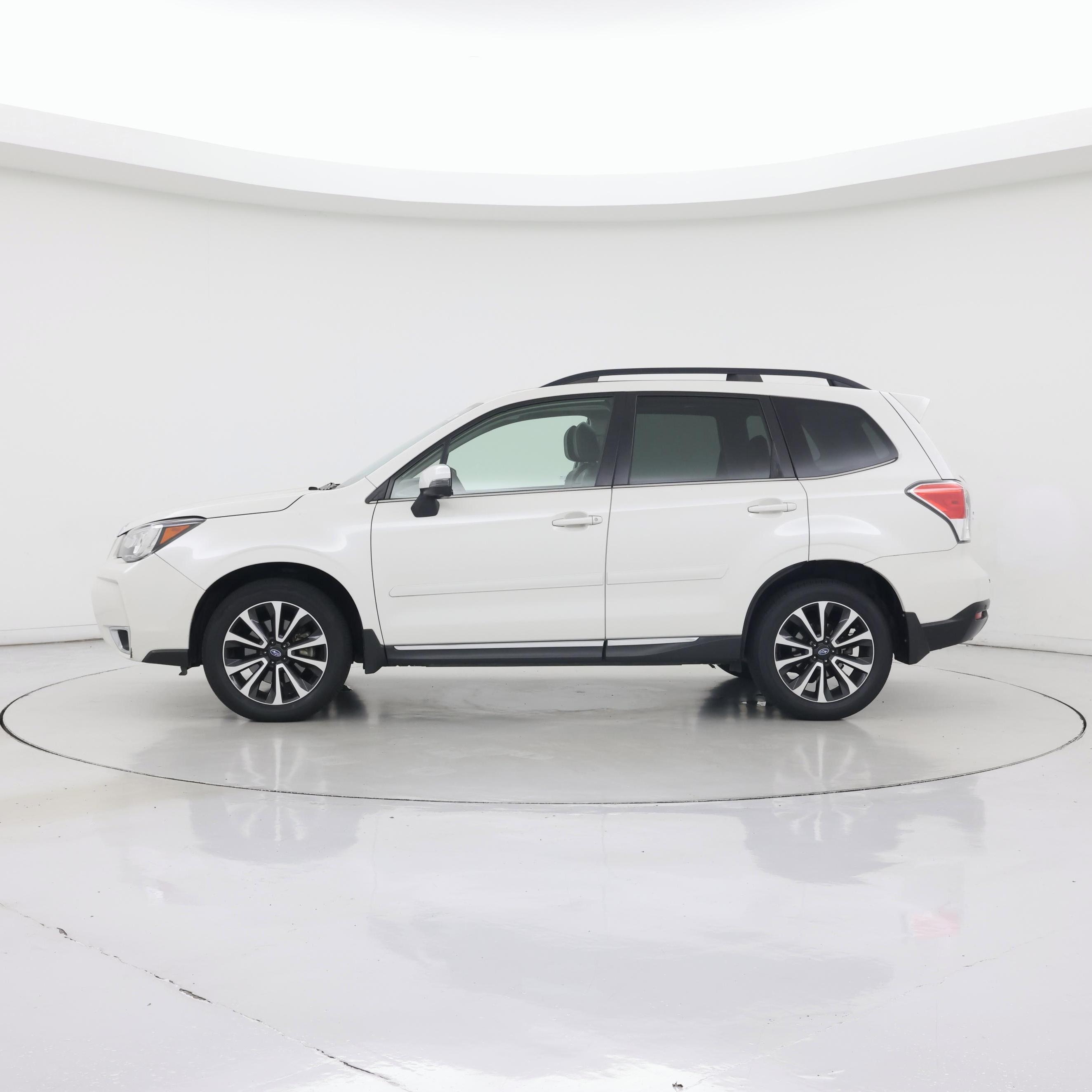 Thumbnail: 2018 Subaru Forester - 3