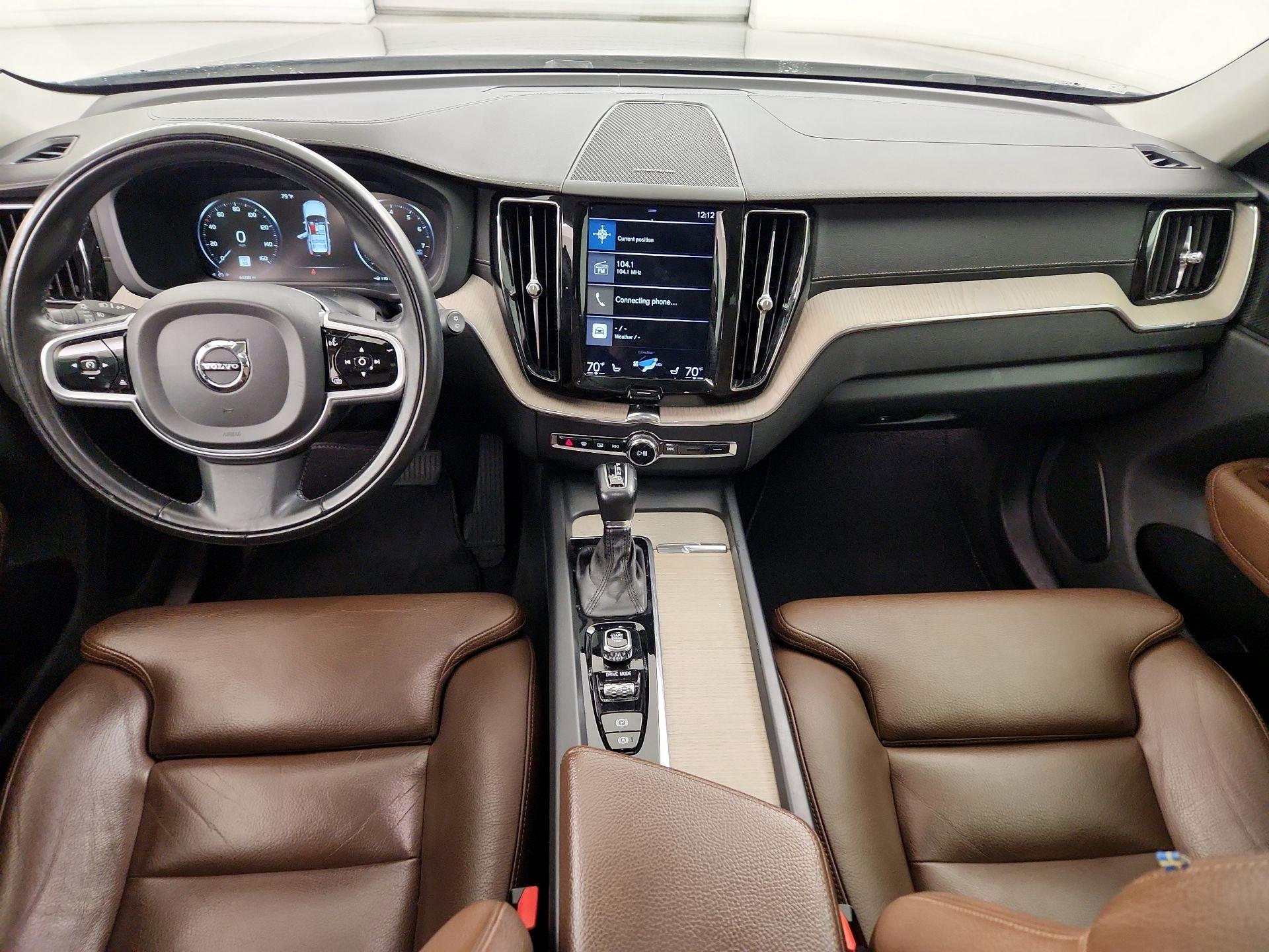 Thumbnail: 2019 Volvo XC60 - 9