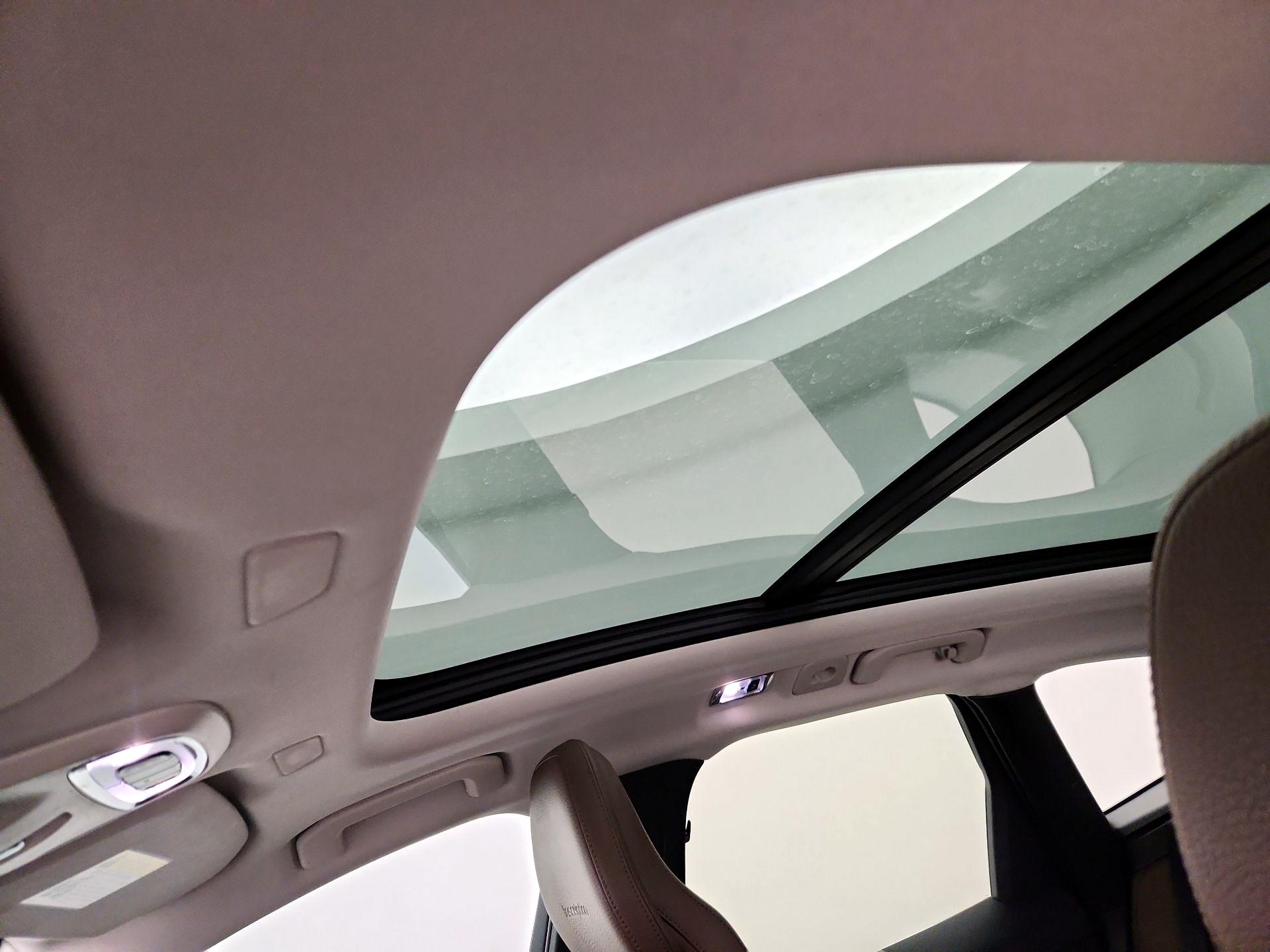 Thumbnail: 2019 Volvo XC60 - 20