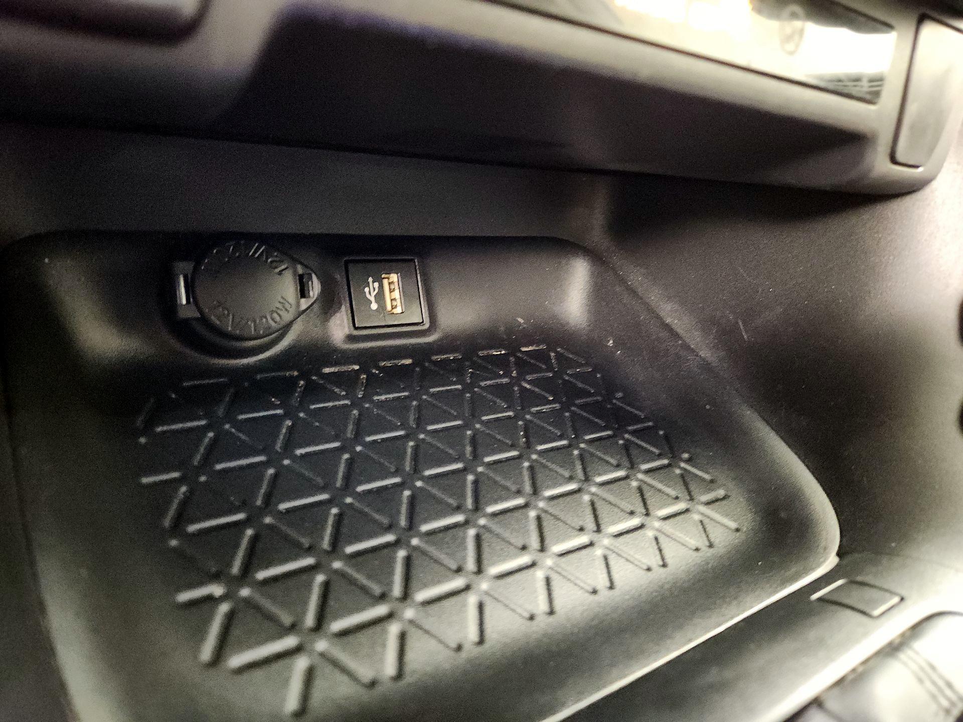 Thumbnail: 2023 Toyota RAV4 - 18