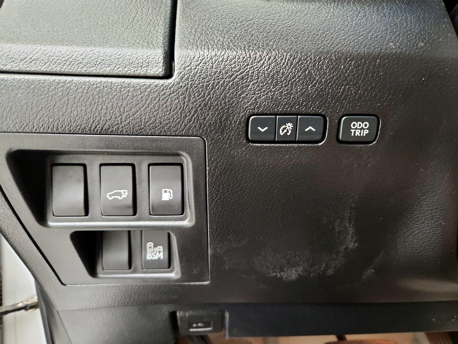 Thumbnail: 2015 Lexus RX - 13