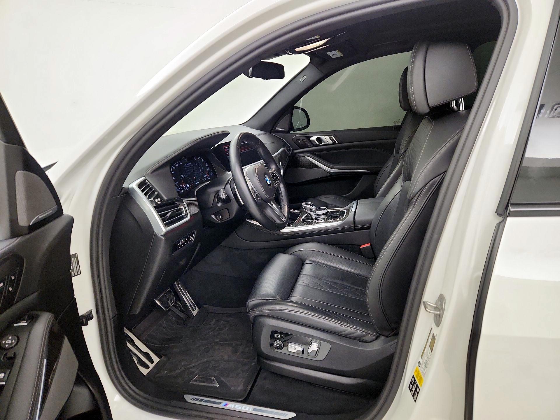 Thumbnail: 2022 BMW X5 - 11