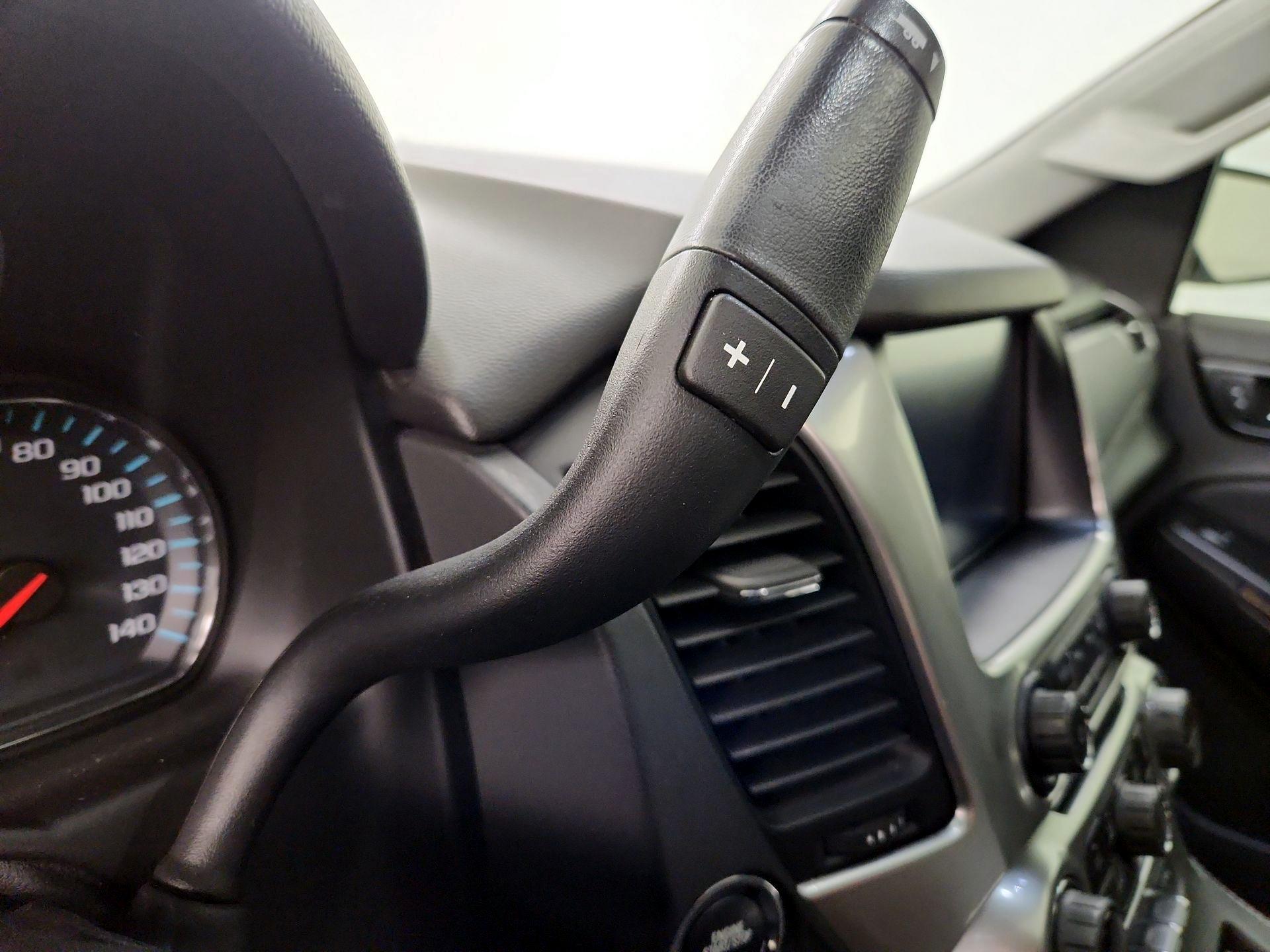 Thumbnail: 2019 Chevrolet Tahoe - 18