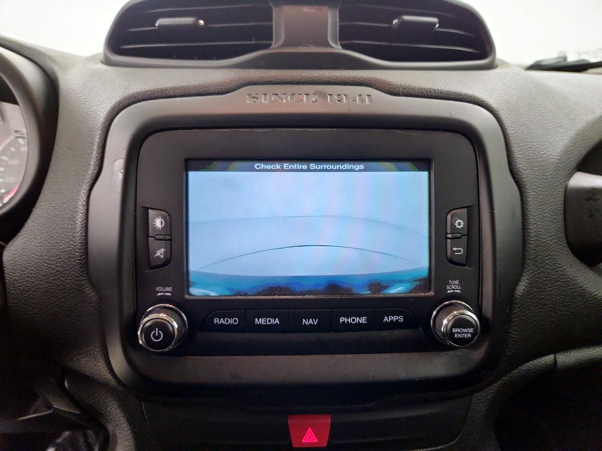 Thumbnail: 2017 Jeep Renegade - 14