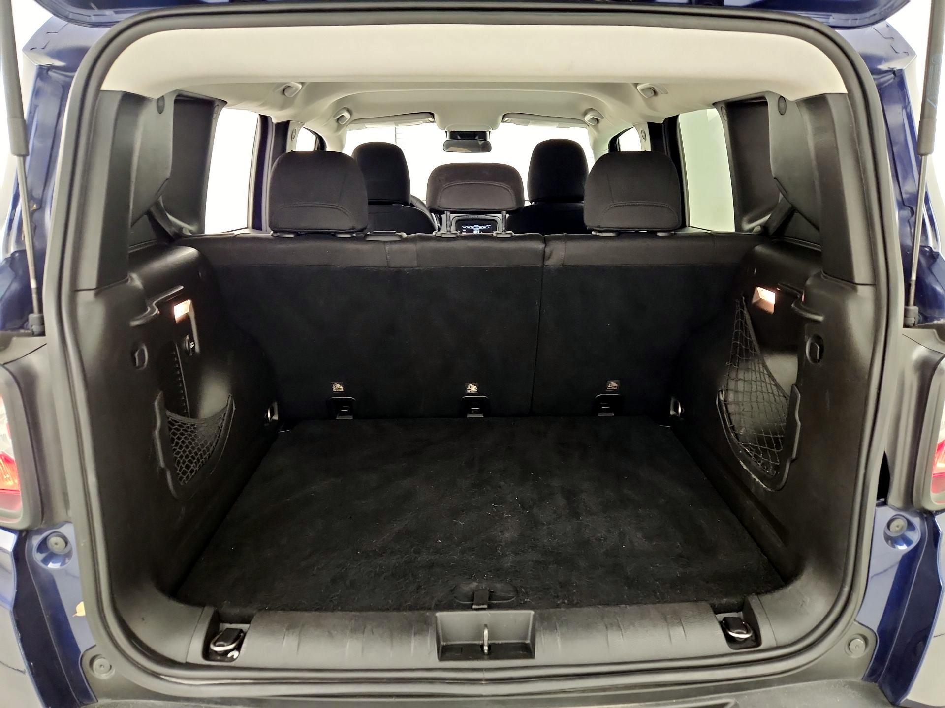 Thumbnail: 2017 Jeep Renegade - 20