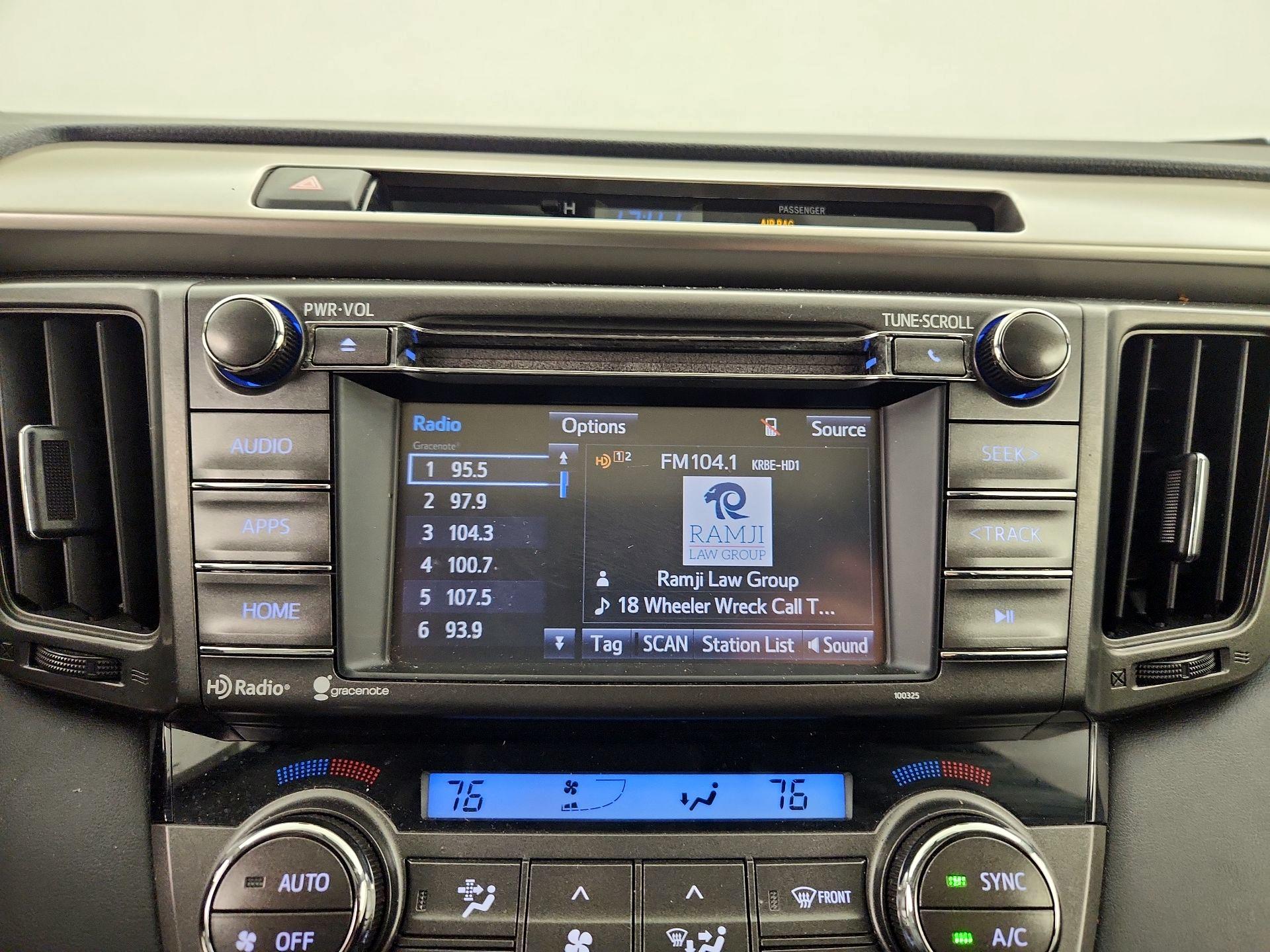 Thumbnail: 2015 Toyota RAV4 - 15