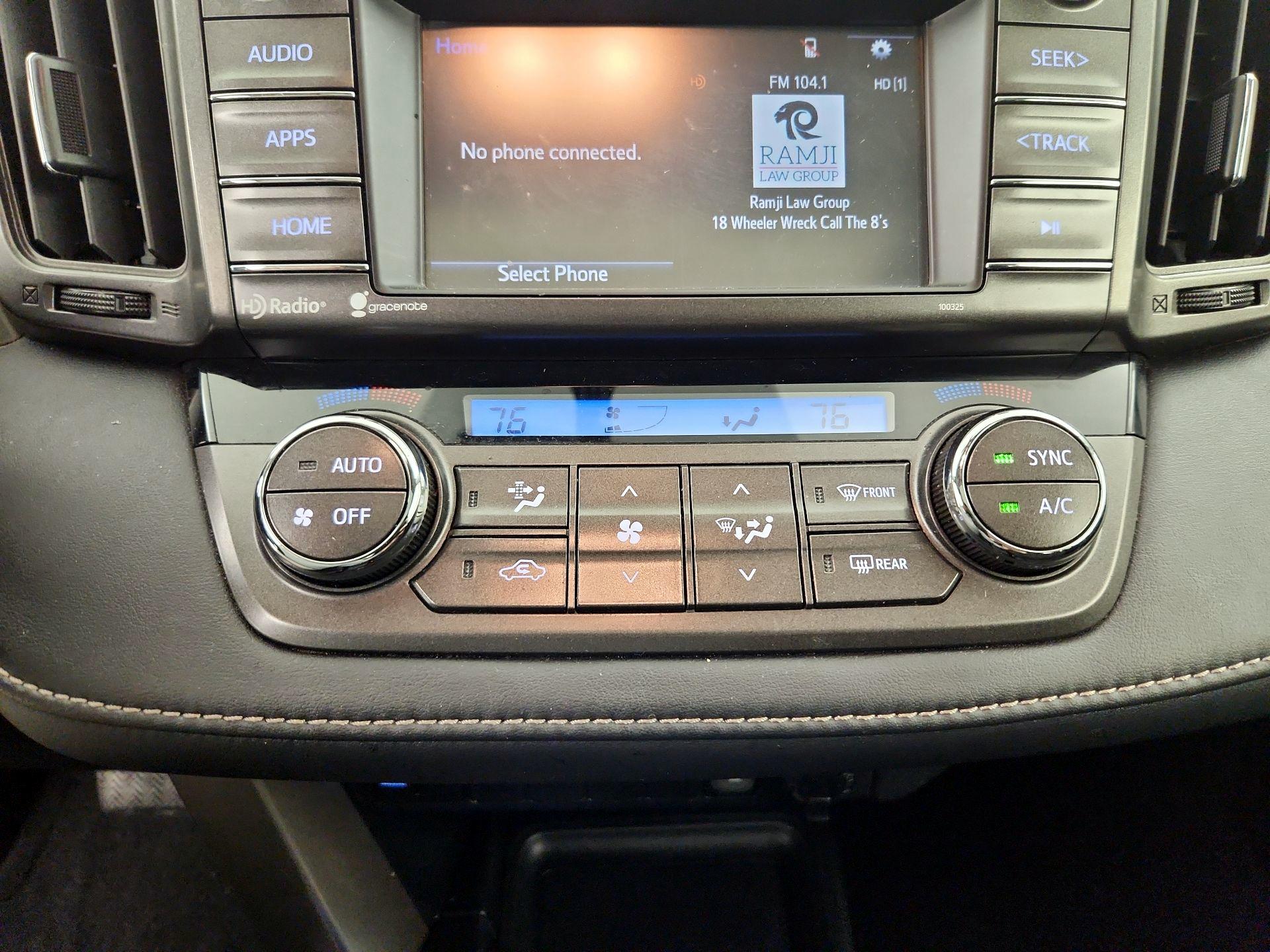 Thumbnail: 2015 Toyota RAV4 - 16