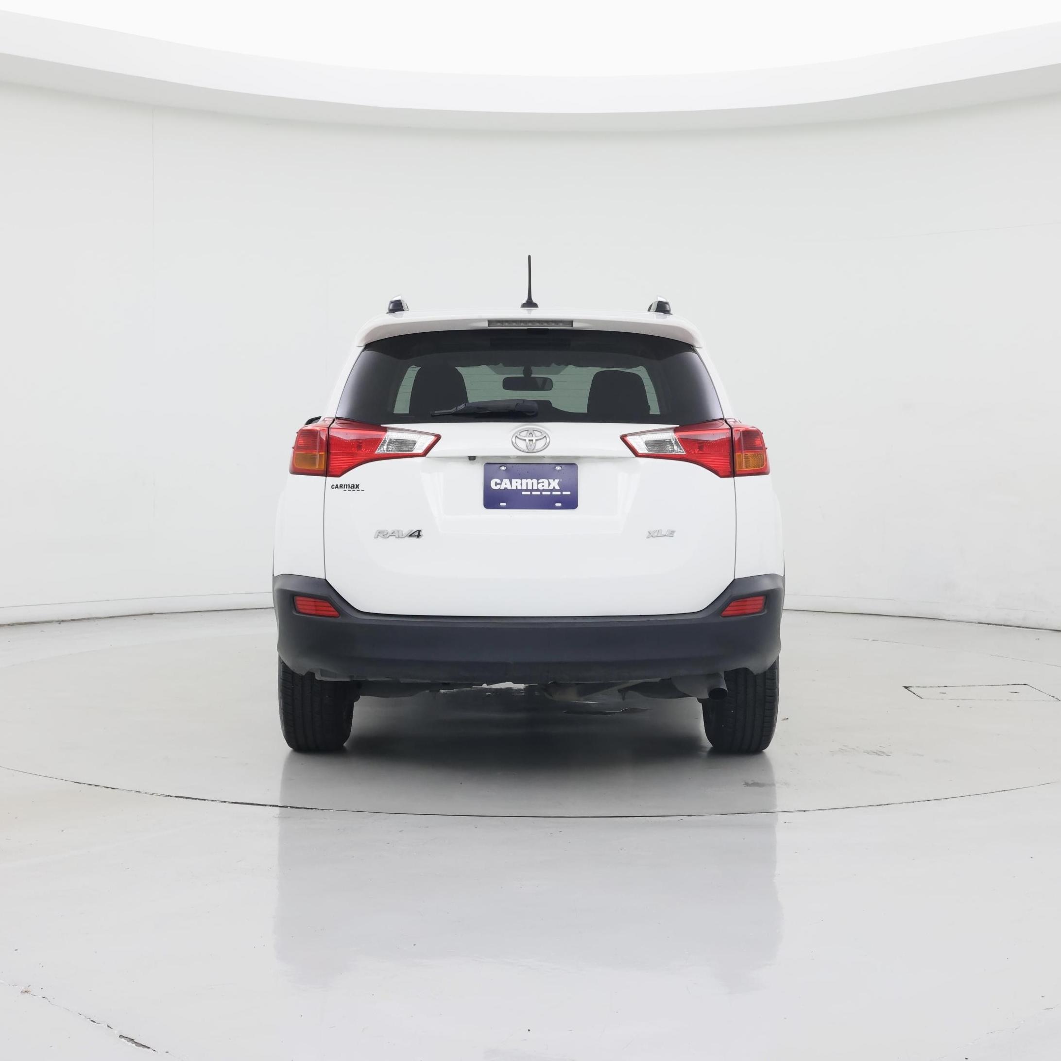 Thumbnail: 2015 Toyota RAV4 - 6