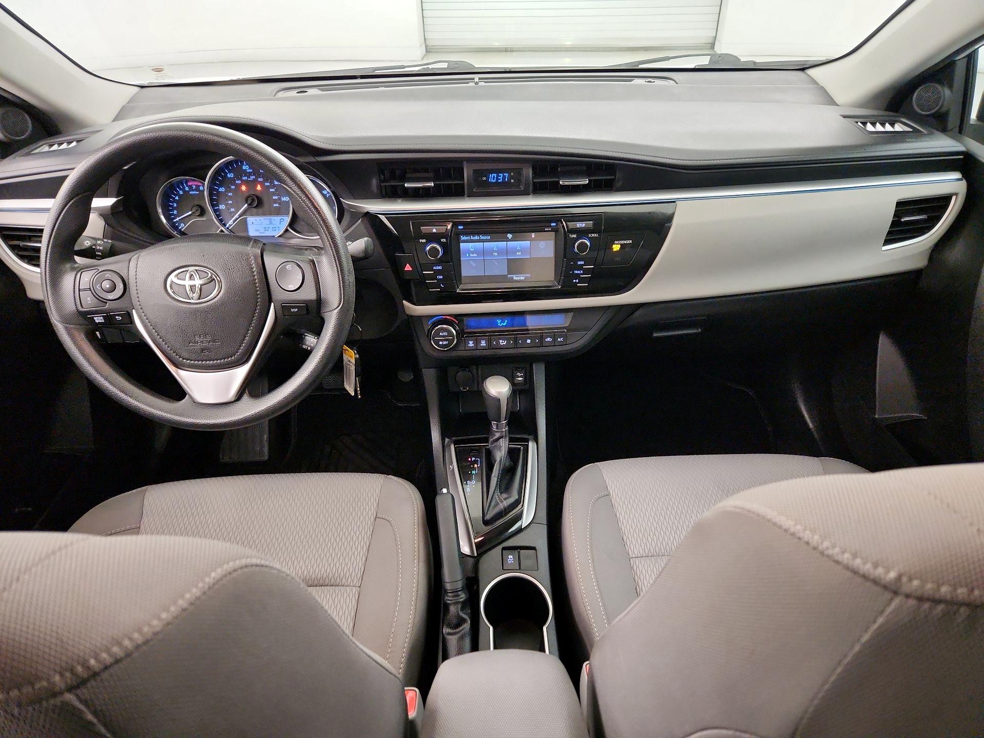 Thumbnail: 2015 Toyota Corolla - 9