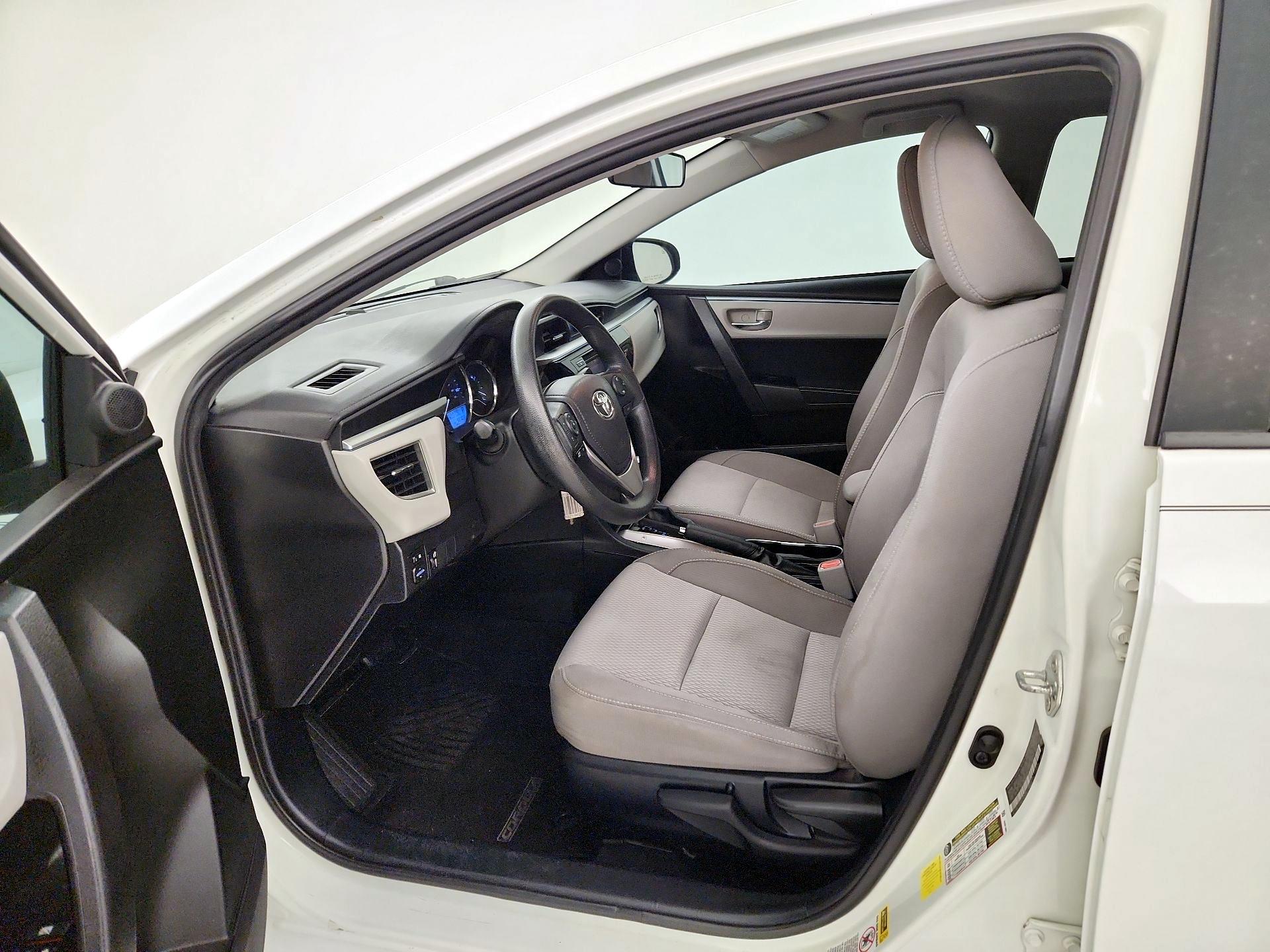 Thumbnail: 2015 Toyota Corolla - 11