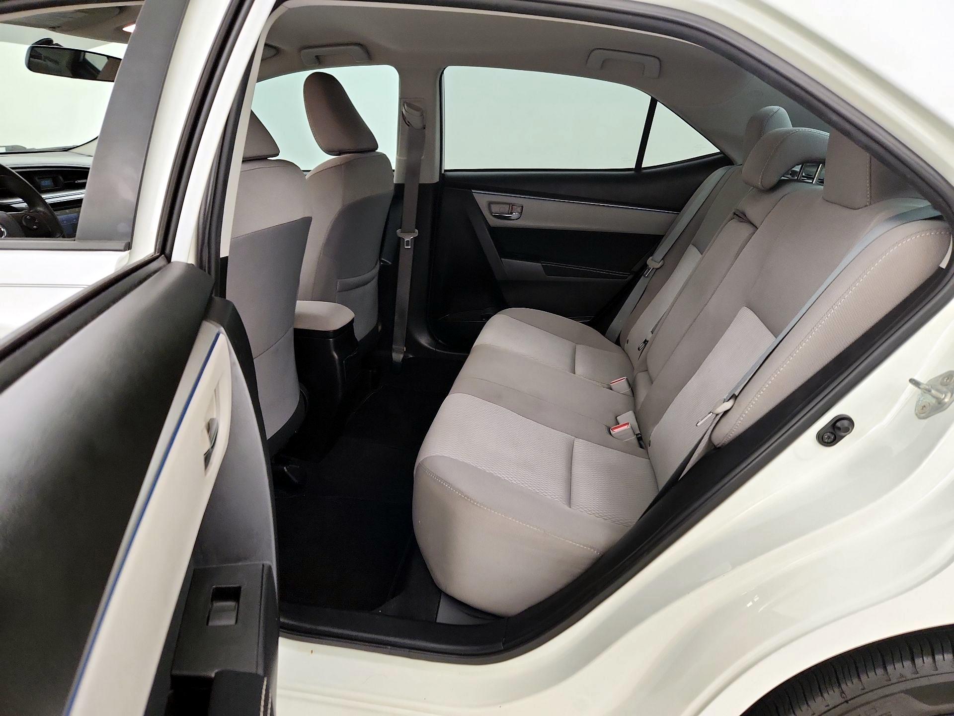 Thumbnail: 2015 Toyota Corolla - 19