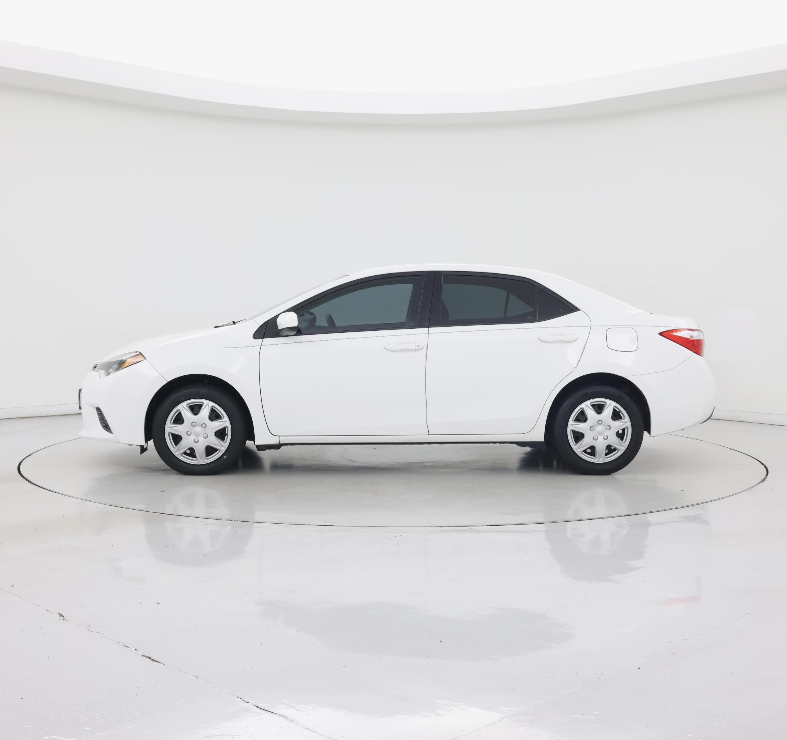 Thumbnail: 2015 Toyota Corolla - 3