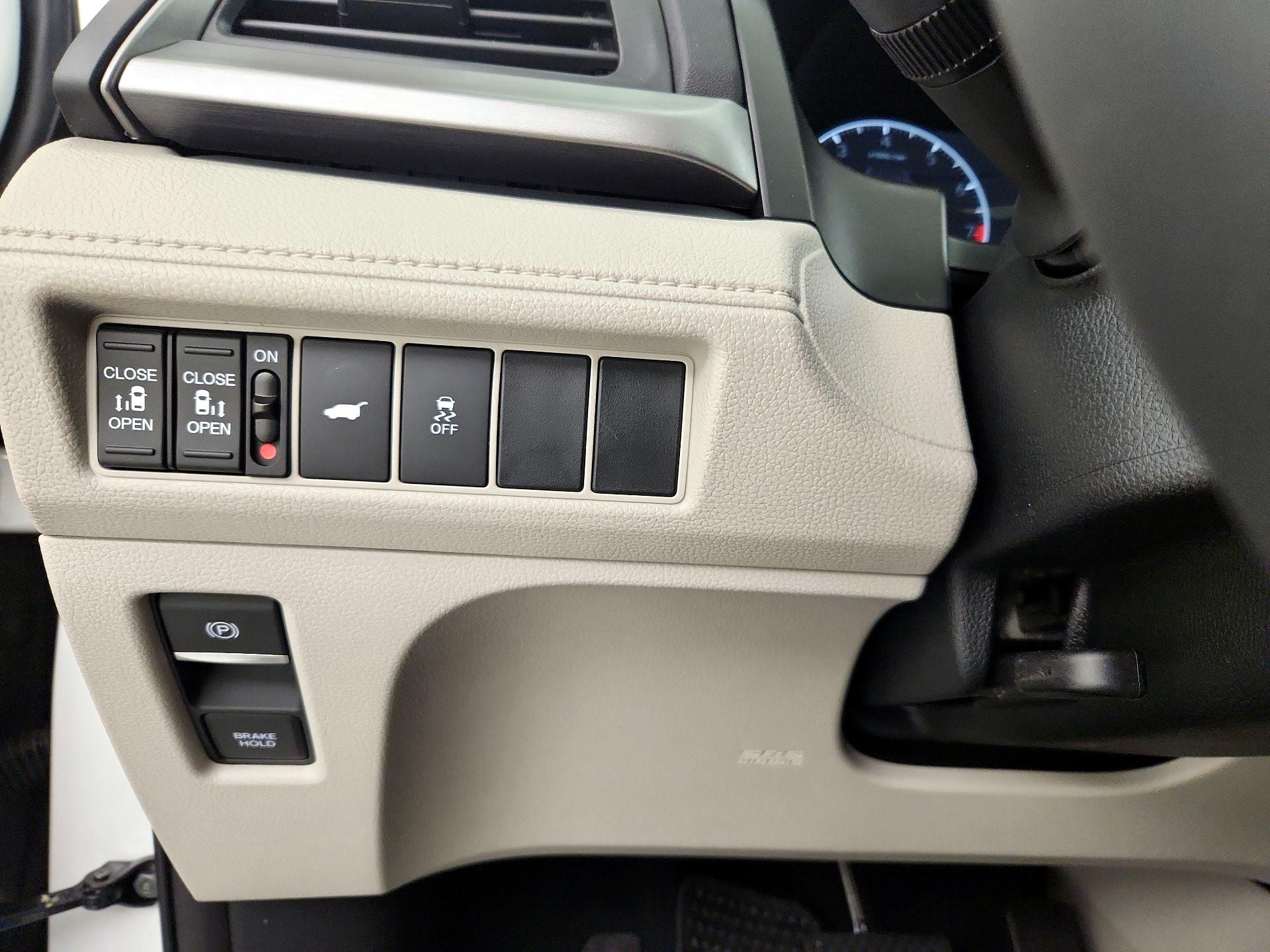 Thumbnail: 2026 Honda Odyssey - 13