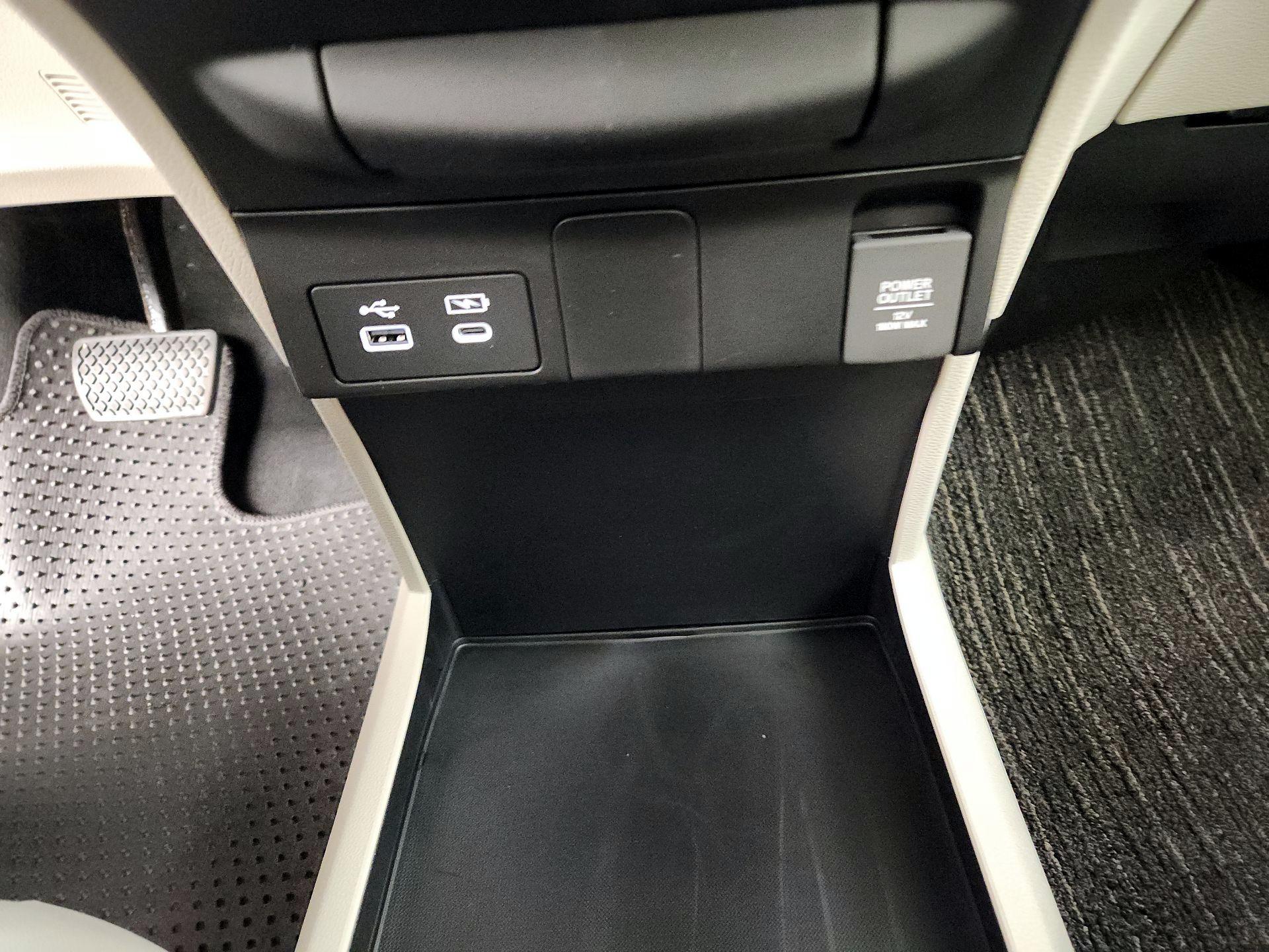 Thumbnail: 2026 Honda Odyssey - 18