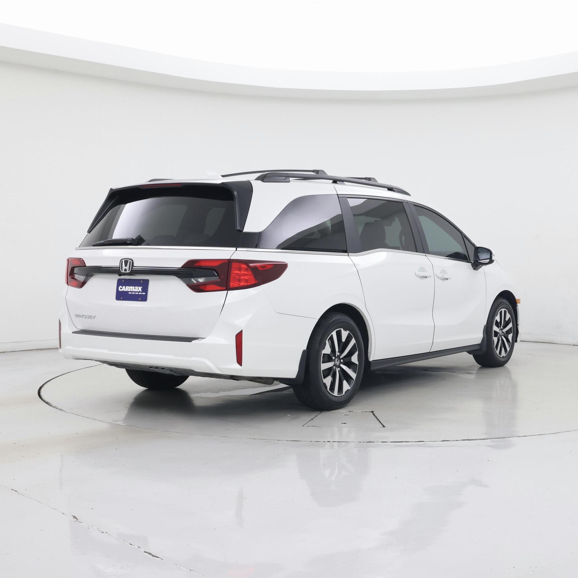 Thumbnail: 2026 Honda Odyssey - 8