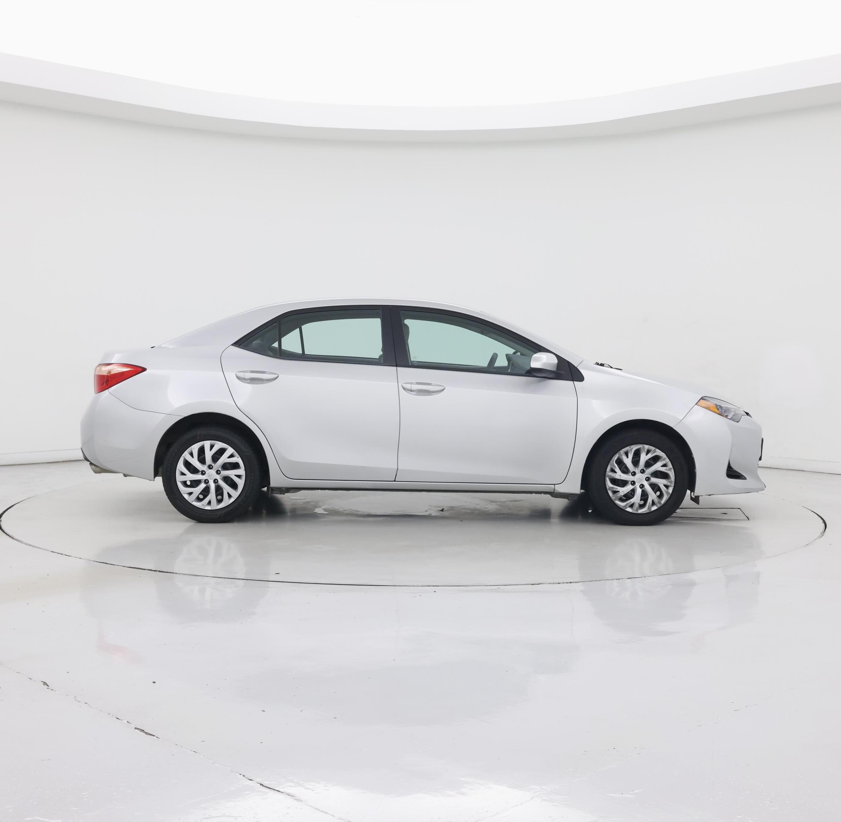 Thumbnail: 2017 Toyota Corolla - 7